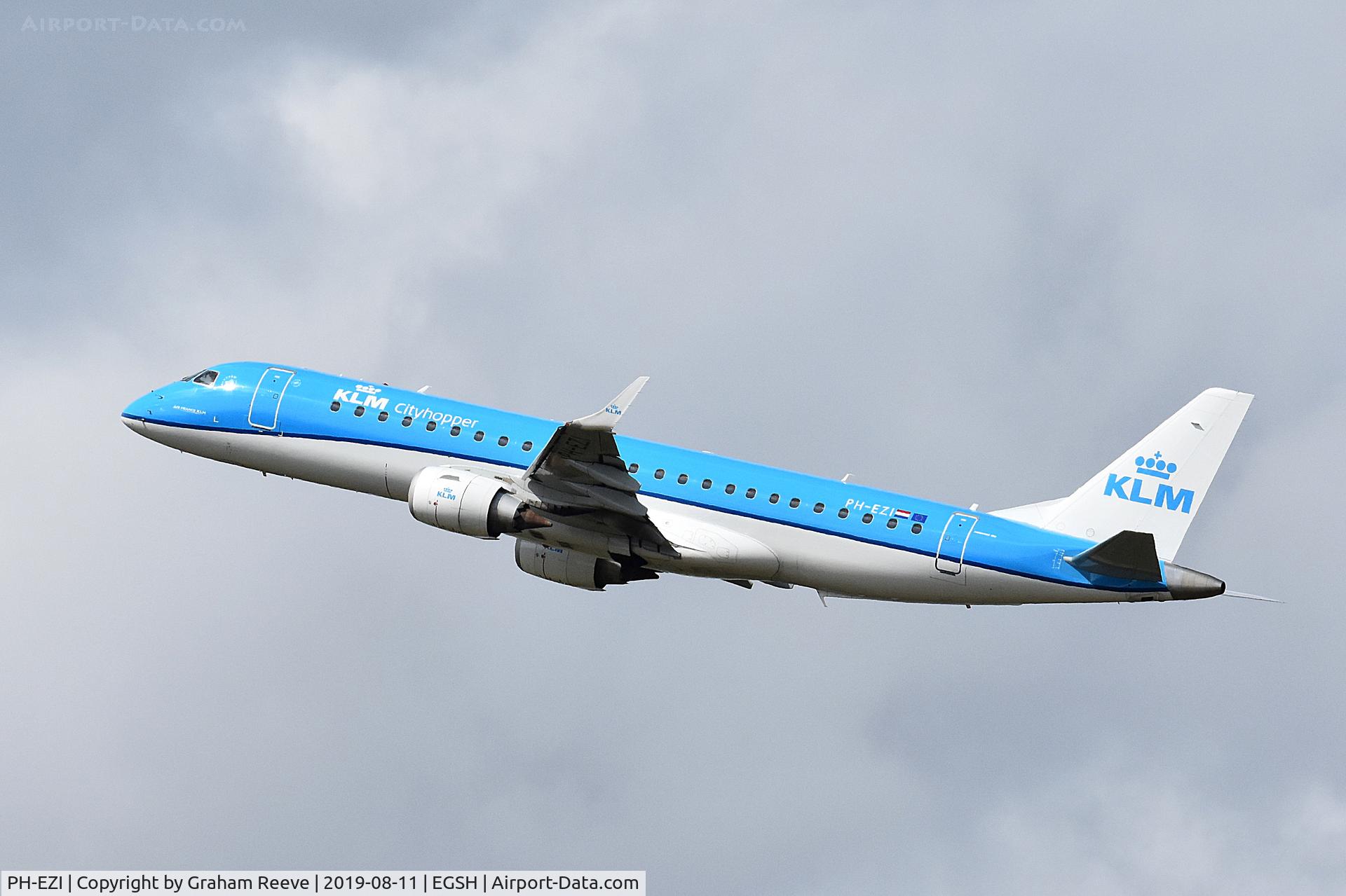 PH-EZI, 2009 Embraer 190LR (ERJ-190-100LR) C/N 19000322, Departing from Norwich.
