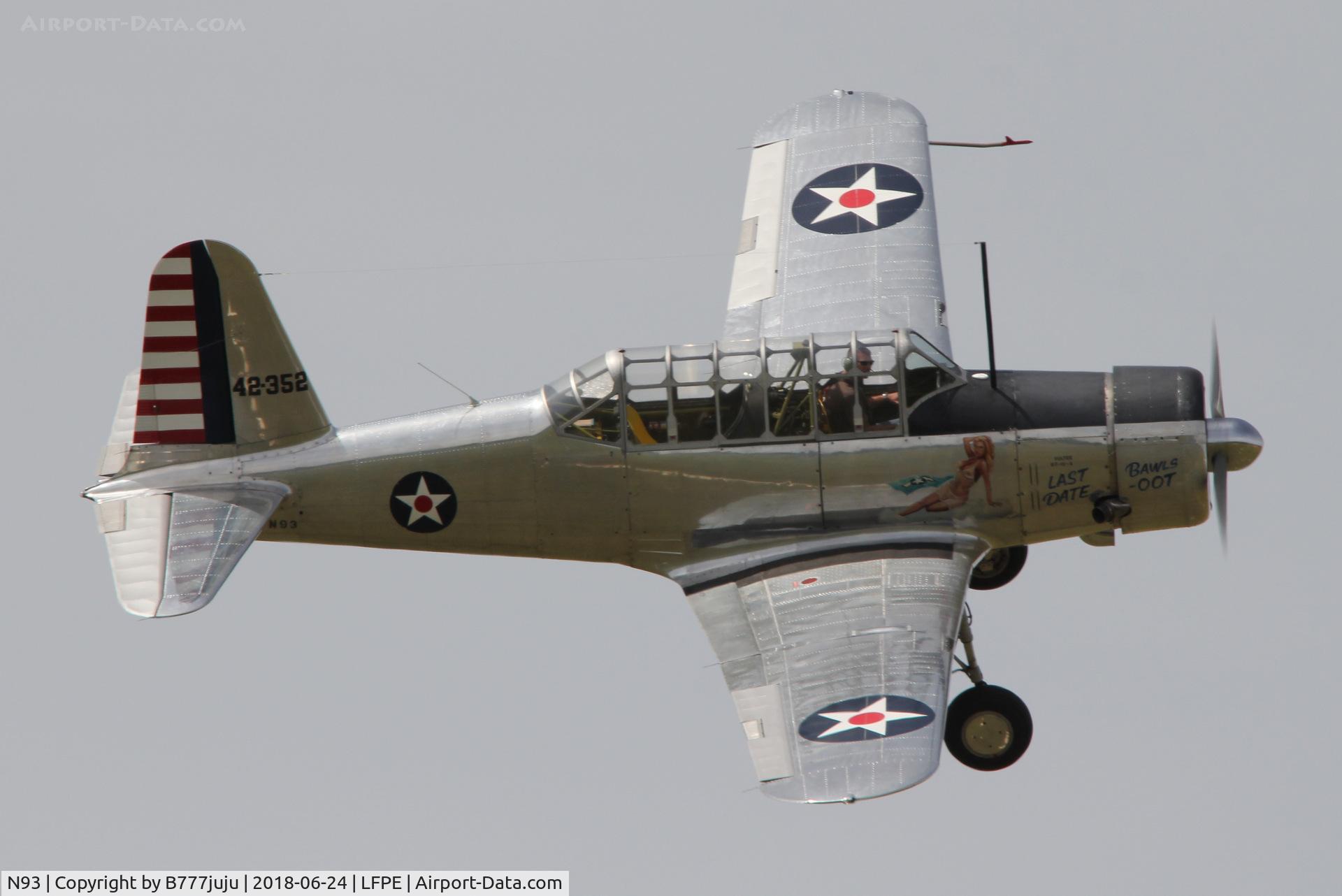 N93, 1943 Convair BT-13A Valiant C/N 9102, at Meaux Airshow