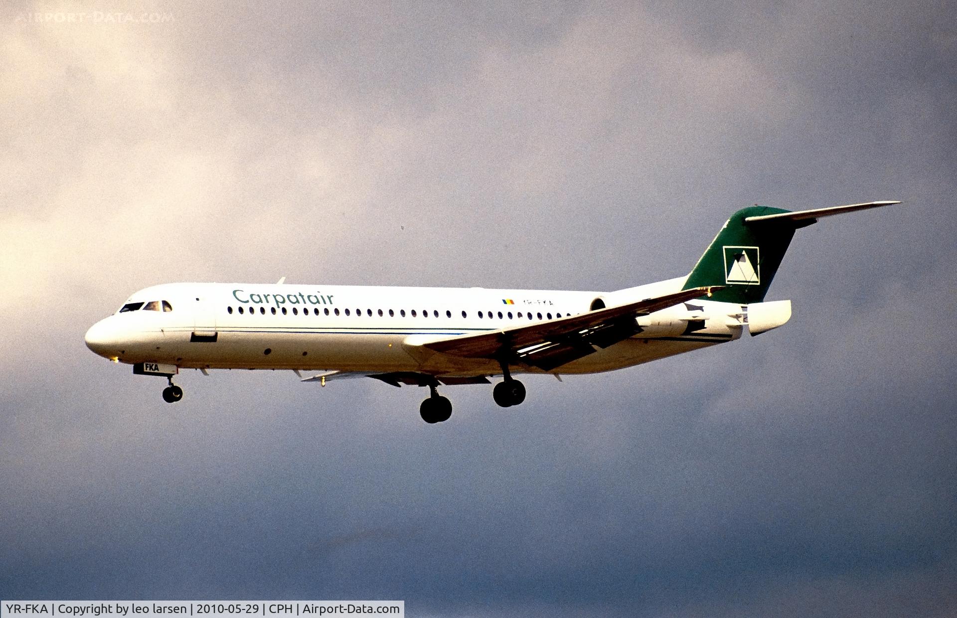 YR-FKA, 1991 Fokker 100 (F-28-0100) C/N 11340, Copenhagen 29.5.2010