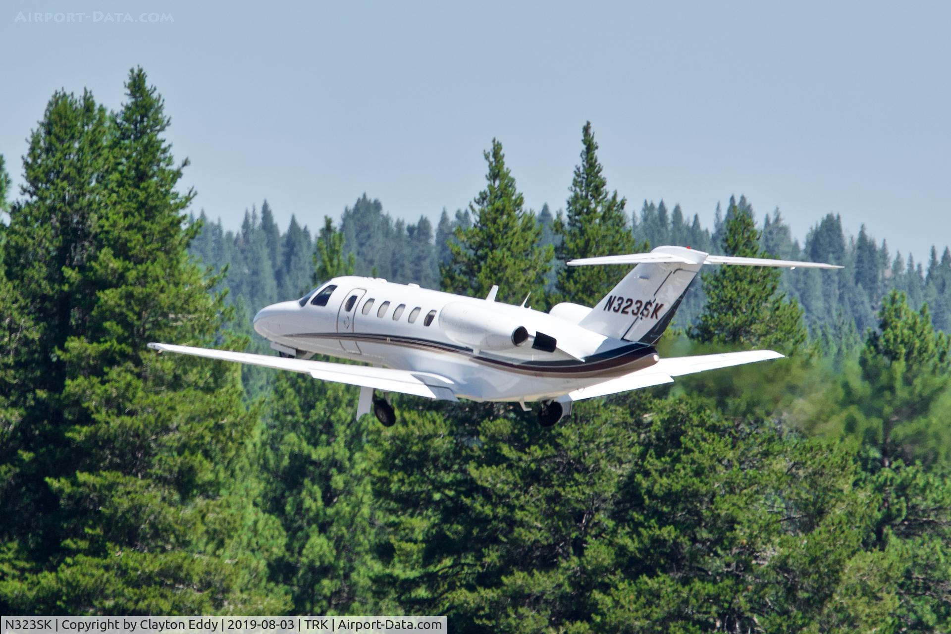 N323SK, 2002 Cessna 525A CitationJet CJ2 C/N 525A0134, Truckee Airport California 2019.