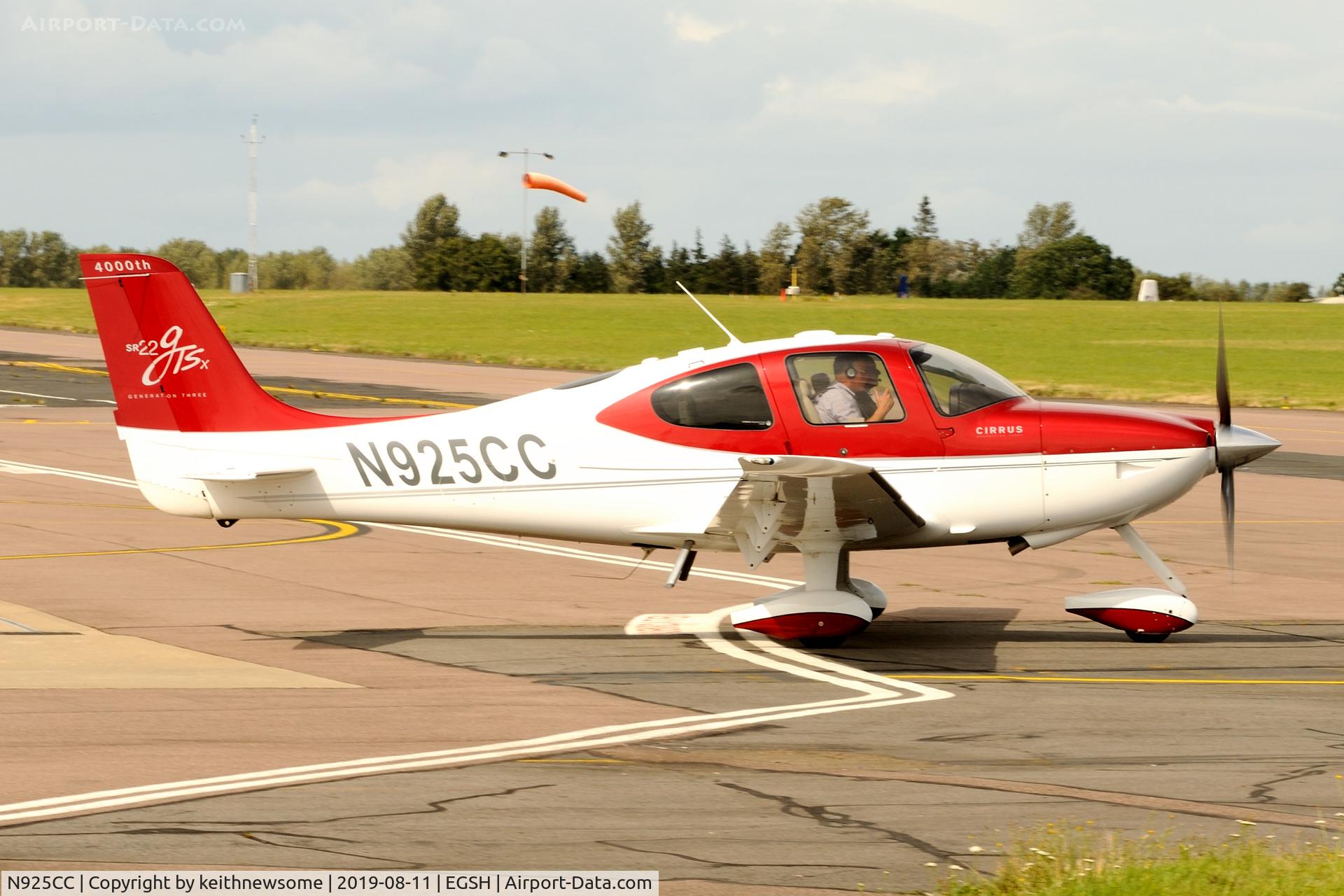 N925CC, 2008 Cirrus SR22 G3 GTSX Perspective C/N 2992, Leaving Norwich for Peterborough.