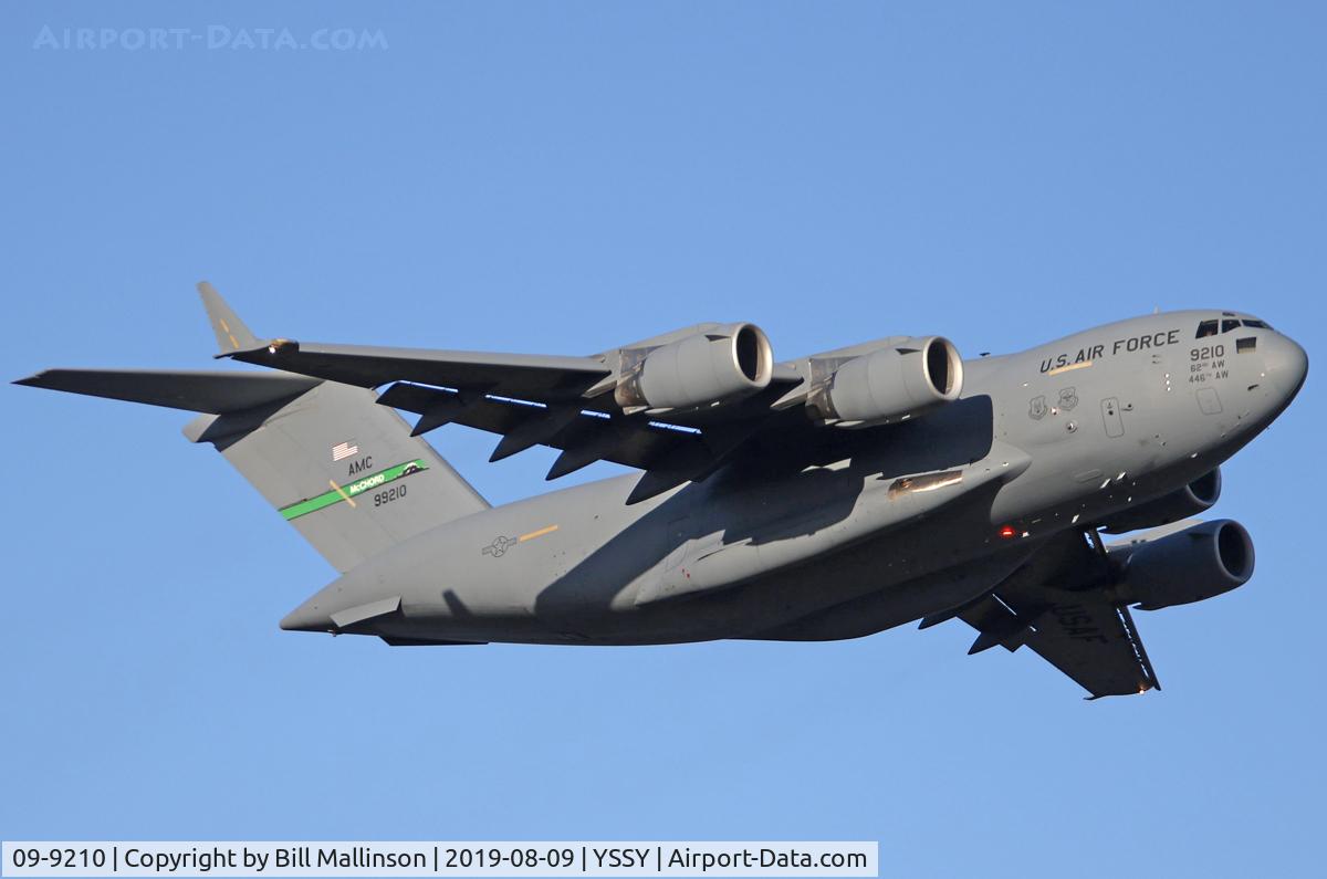 09-9210, 2009 Boeing C-17A Globemaster III C/N P-210, away home