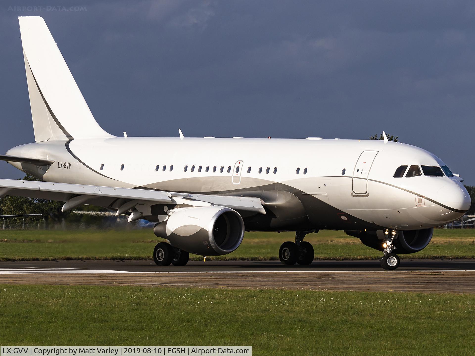 LX-GVV, 2008 Airbus ACJ319 (A319-115/CJ) C/N 3542, Turning on the 09 threshold in stunning evening light.....