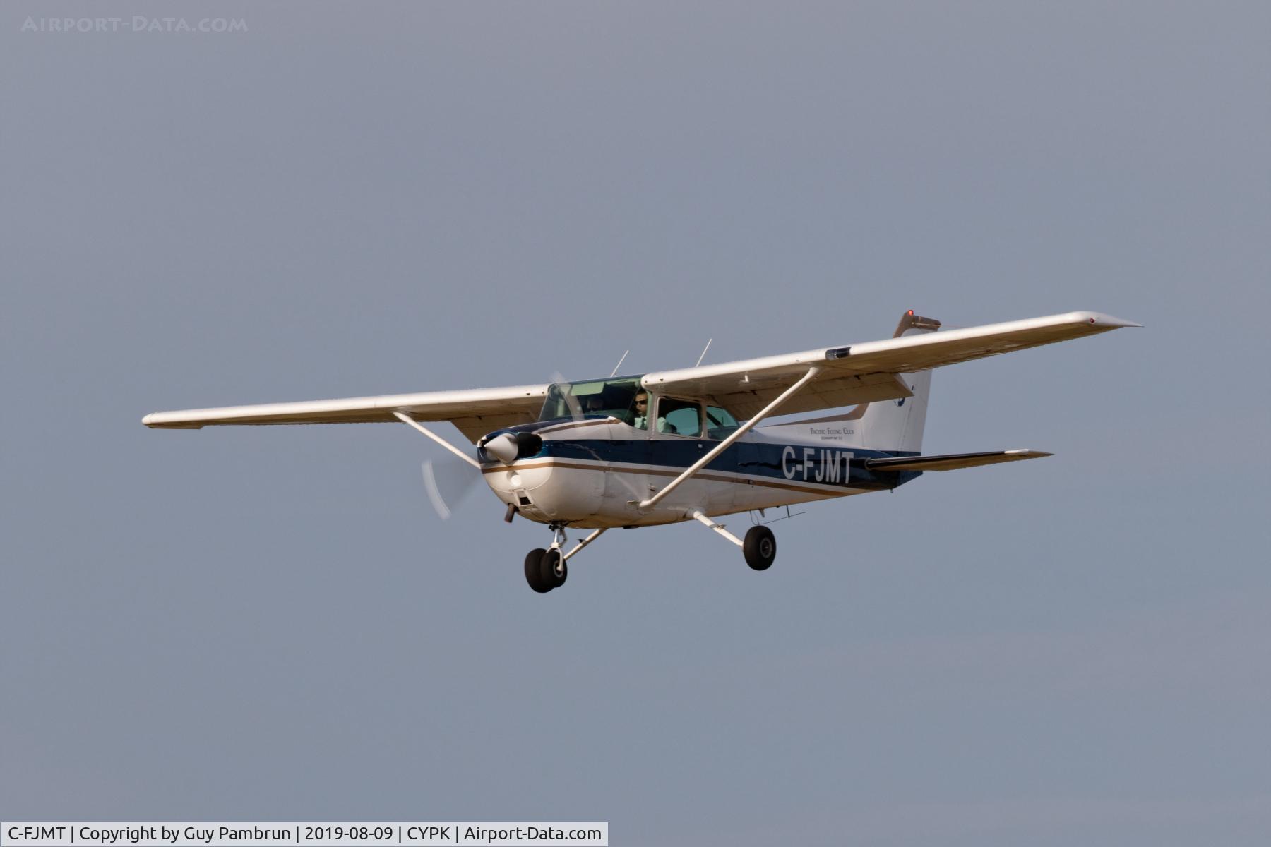 C-FJMT, Cessna 172P C/N 17274905, Landing