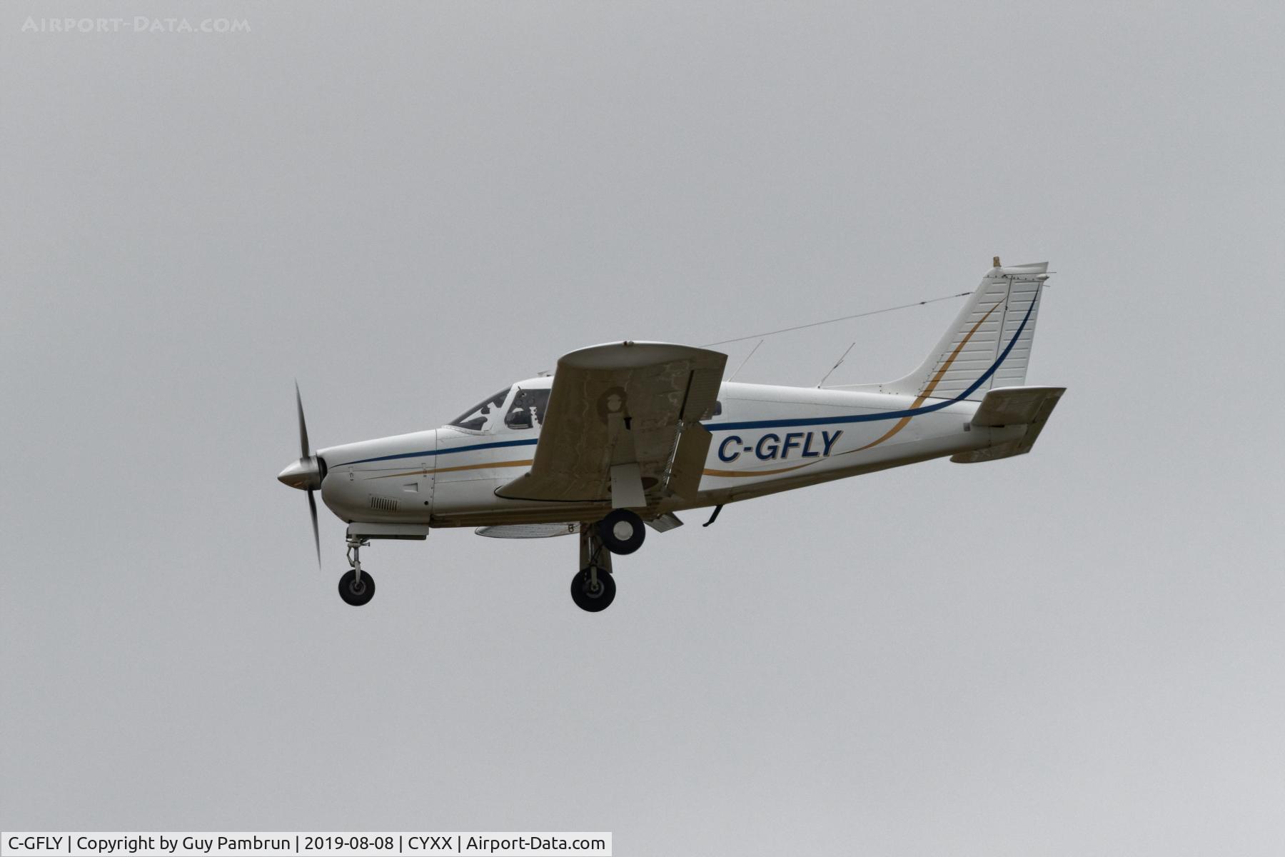 C-GFLY, 1974 Piper PA-28R-200 C/N 28R-7435280, Landing
