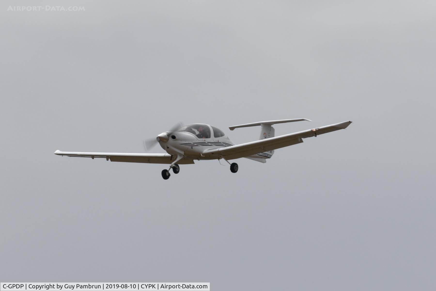 C-GPDP, 2005 Diamond DA-40 Diamond Star C/N 40.525, Landing