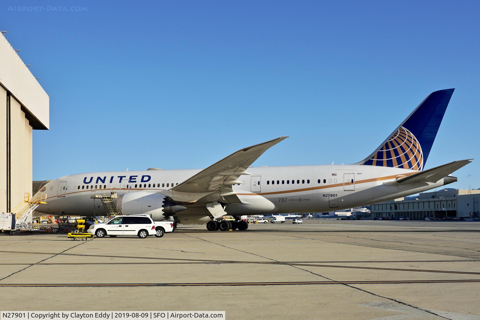 N27901, 2012 Boeing 787-8 Dreamliner C/N 34821, SFO 2019.