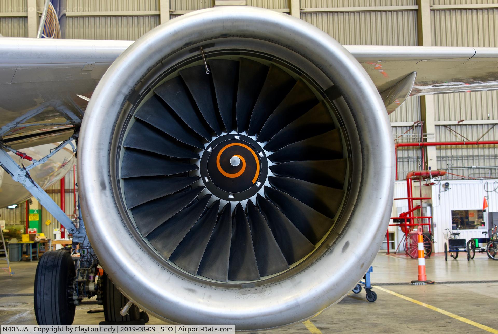 N403UA, 1993 Airbus A320-232 C/N 442, V2500 engine.  SFO 2019.