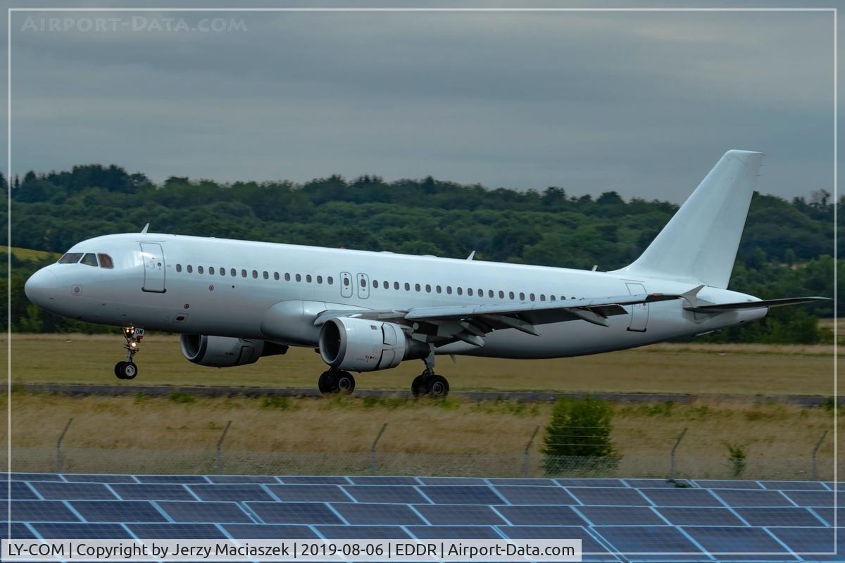 LY-COM, 1995 Airbus A320-212 C/N 528, Airbus A320-212,