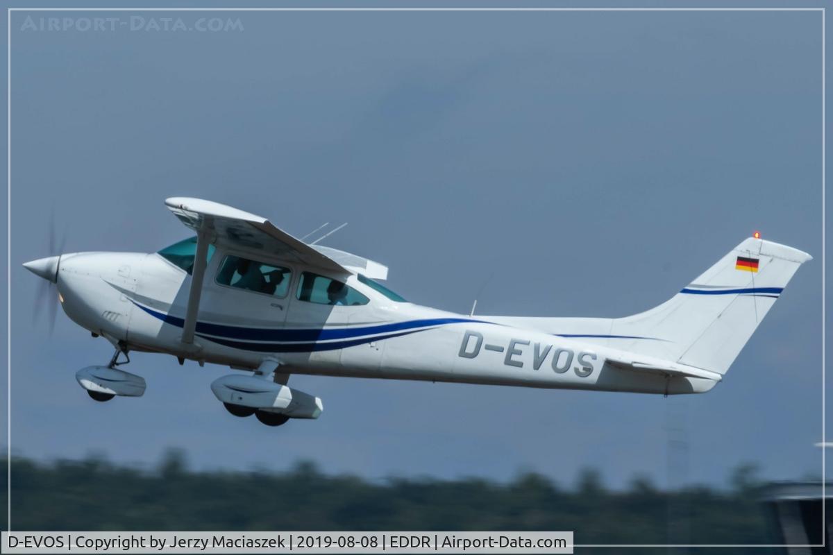 D-EVOS, 1979 Cessna 182Q Skylane C/N 182-66835, 1979 Cessna 182Q,
