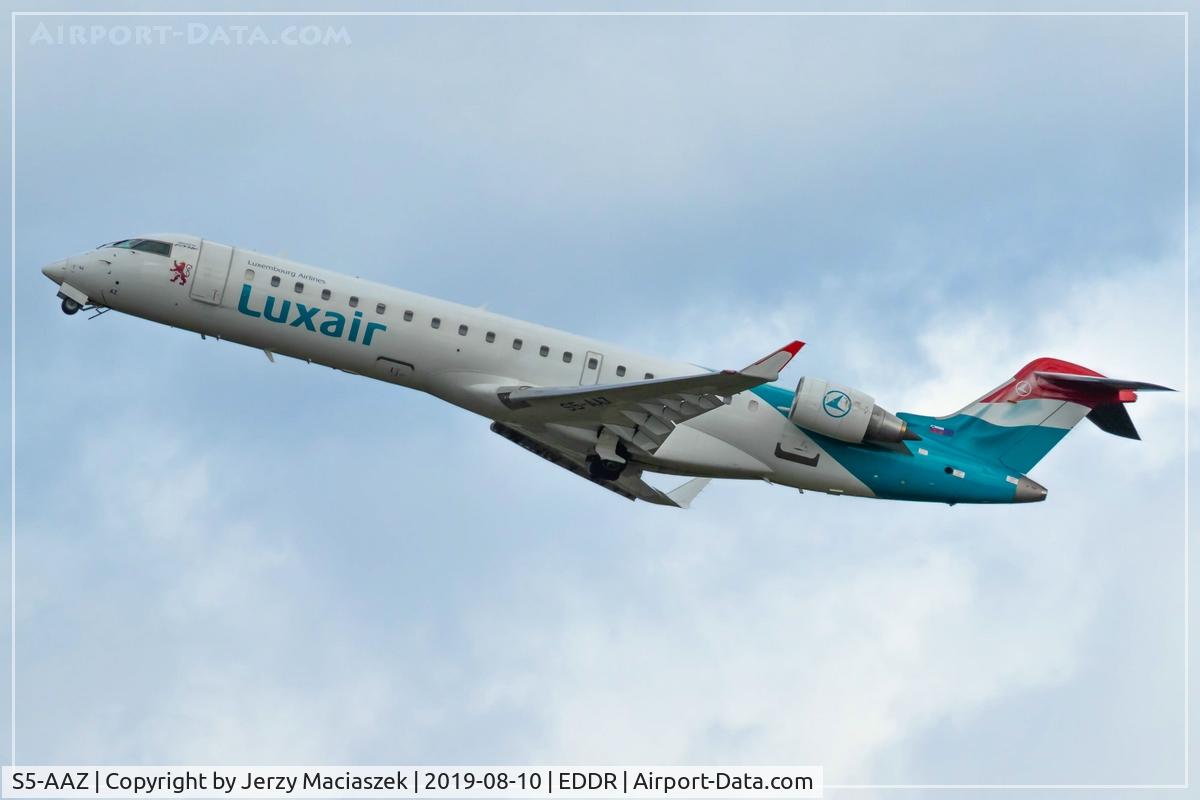 S5-AAZ, 2001 Canadair CRJ-700 (CL-600-2C10) Regional Jet C/N 10014, Canadair CRJ-700 (CL-600-2C10