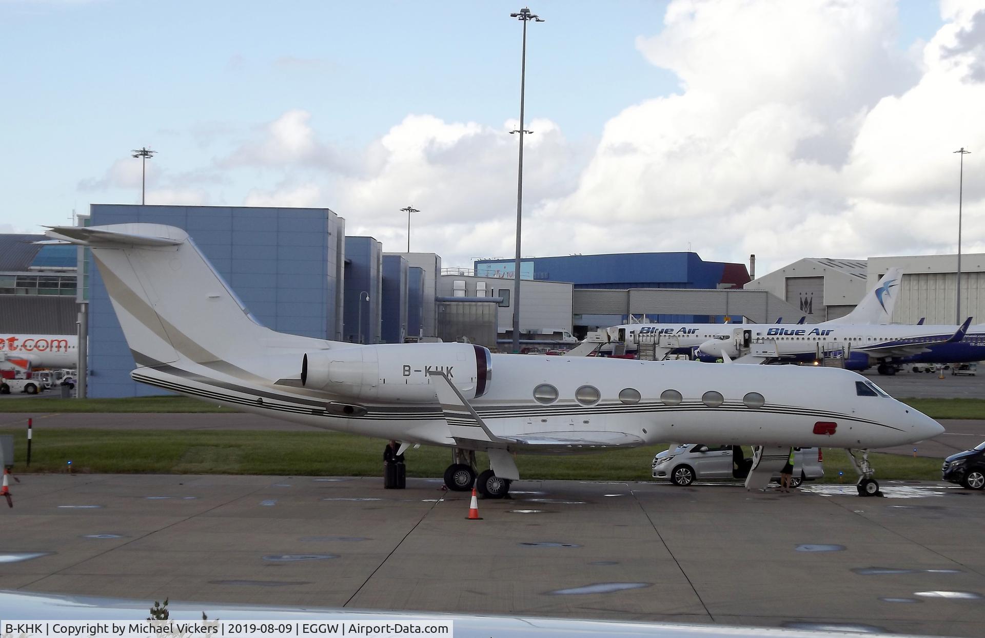 B-KHK, 2005 Gulfstream Aerospace GVI (G650ER) C/N 4018, Parked on Harrods ramp