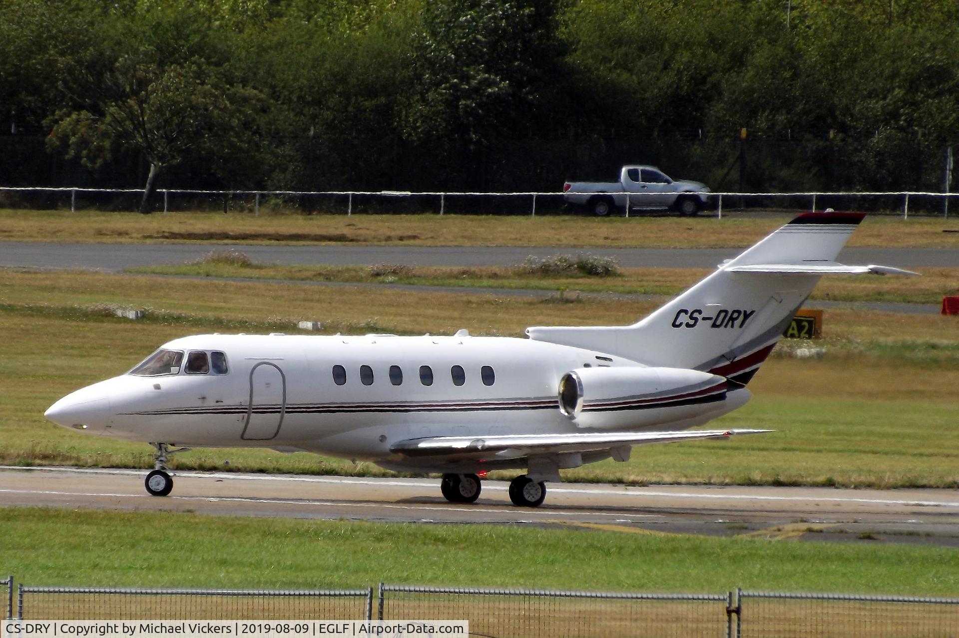 CS-DRY, 2007 Raytheon Hawker 800XP C/N 258840, Departing runway 24 at FAB