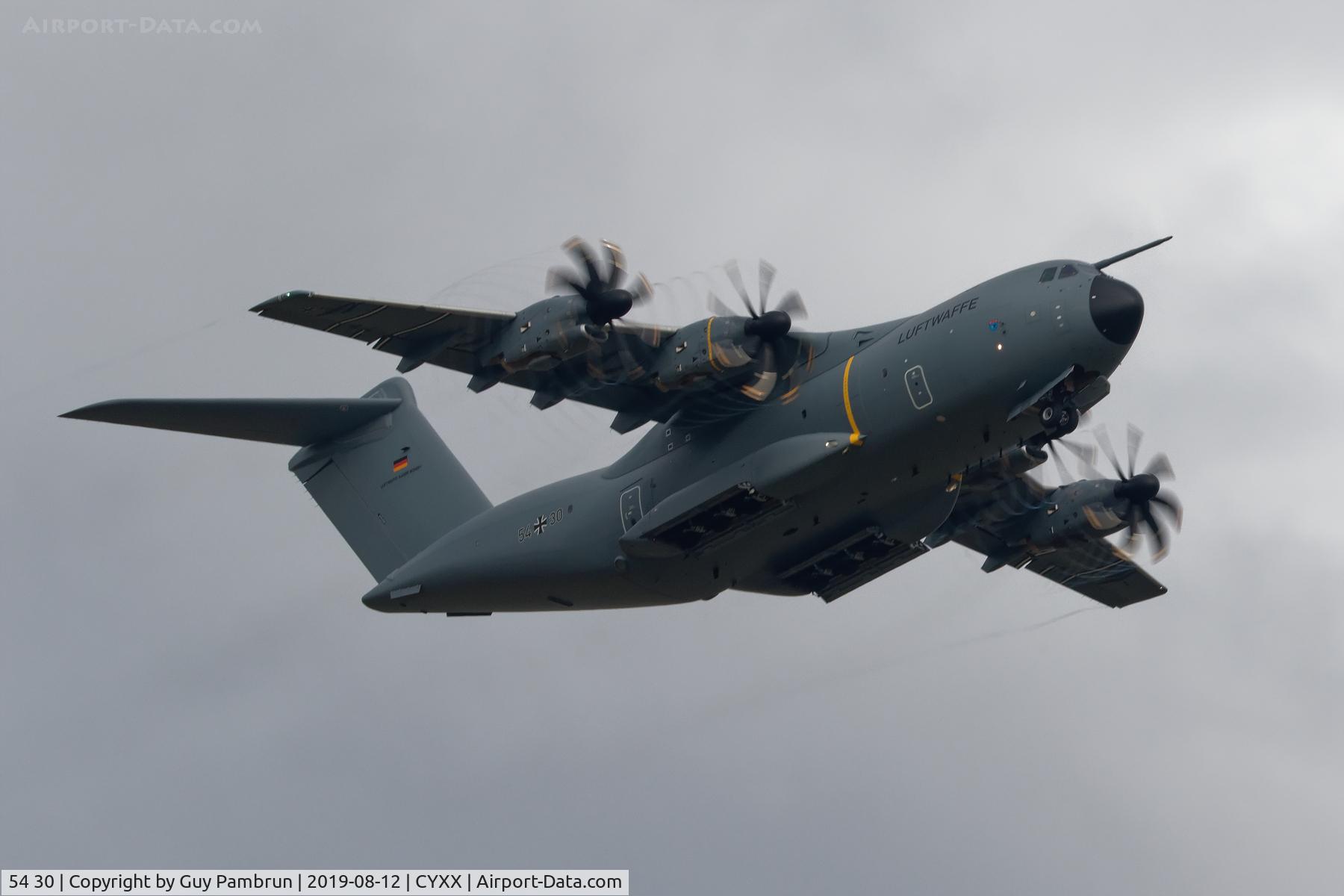 54 30, 2019 Airbus A400M Atlas C/N A4M091, Departing Abbotsford Airshow 2019