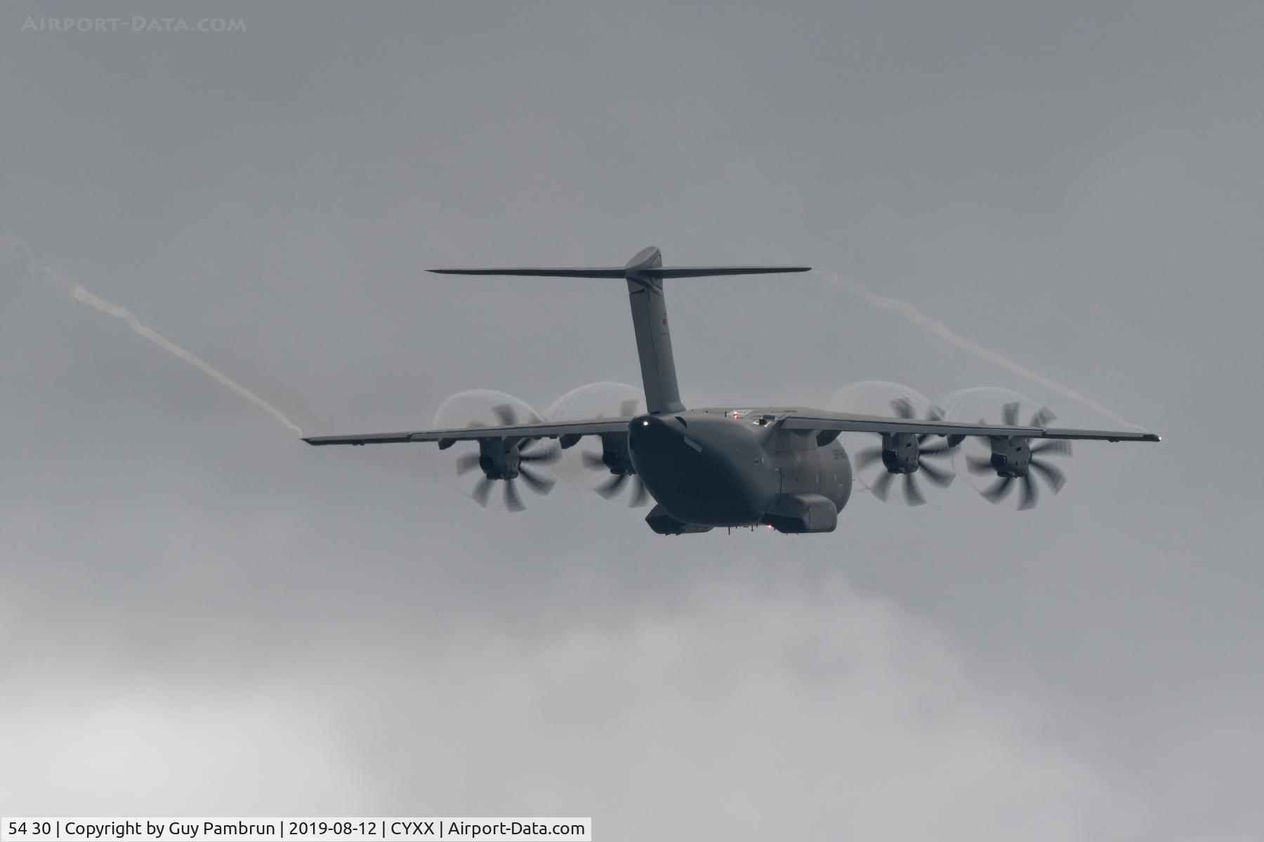 54 30, 2019 Airbus A400M Atlas C/N A4M091, Departing Abbotsford Airshow 2019