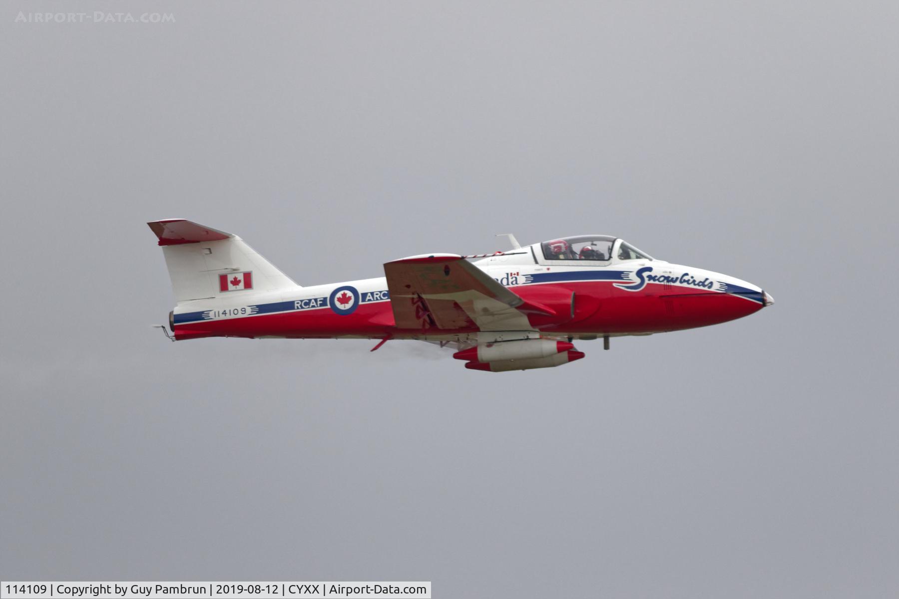 114109, Canadair CT-114 Tutor C/N 1109, Departing Abbotsford Airshow 2019