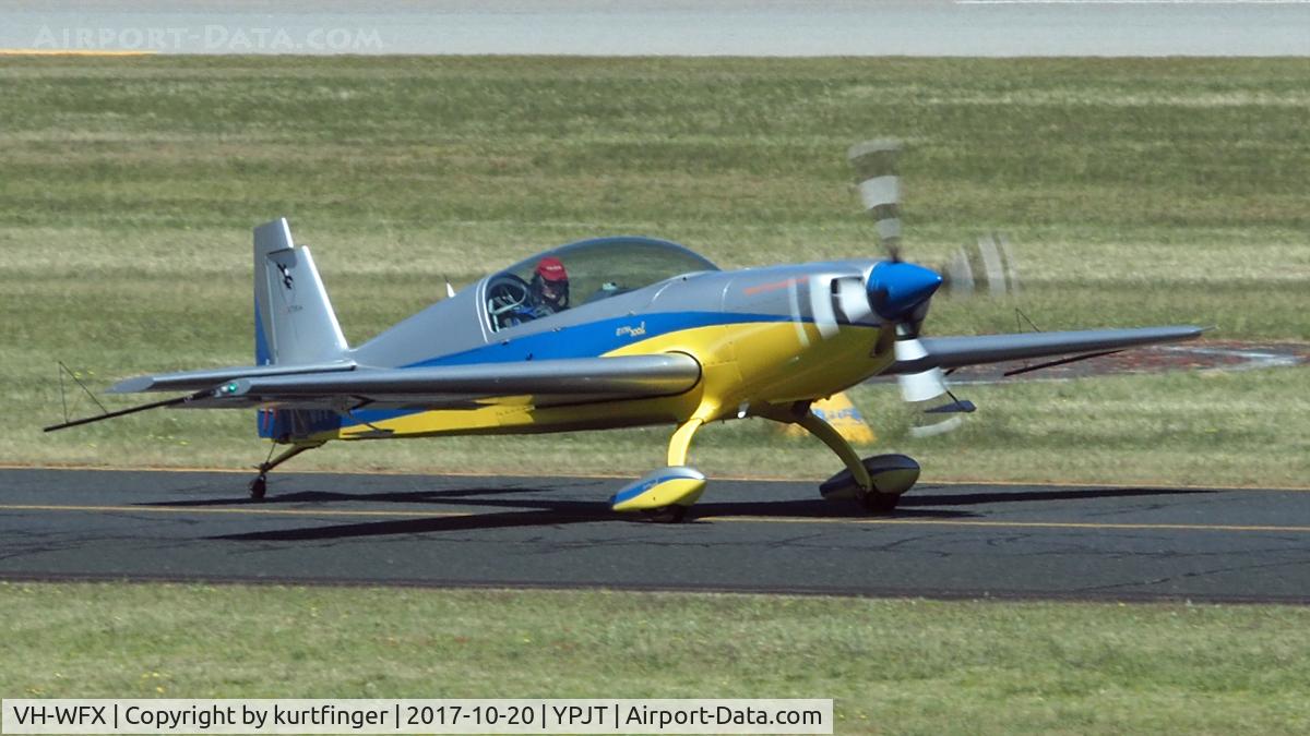 VH-WFX, 2008 Extra EA-300L C/N 1276, Extra Flugzeugbau. VH-WFX YPJT 201017.