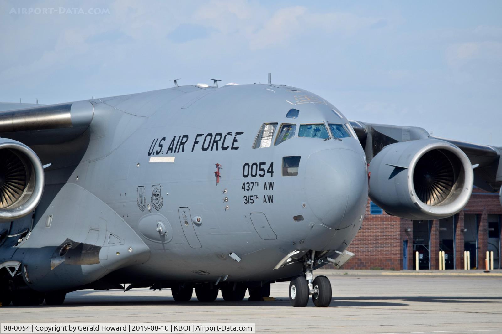 98-0054, 1998 Boeing C-17A Globemaster III C/N F-057, Parked on the Idaho ANG ramp. 437th Airlift Wing, Charleston AFB, SC.