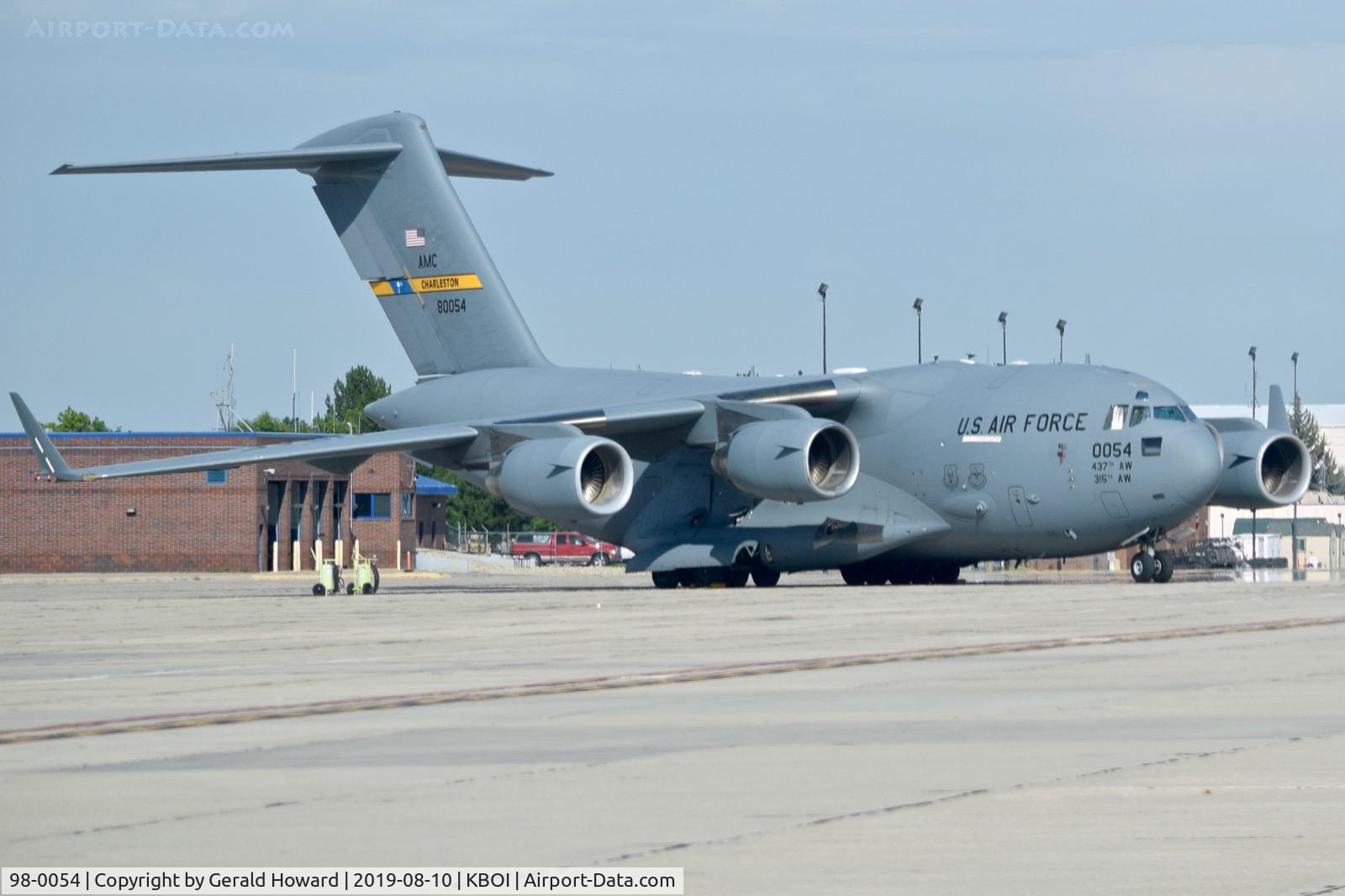 98-0054, 1998 Boeing C-17A Globemaster III C/N F-057, Parked on the Idaho ANG ramp. 437th Airlift Wing, Charleston AFB, SC.