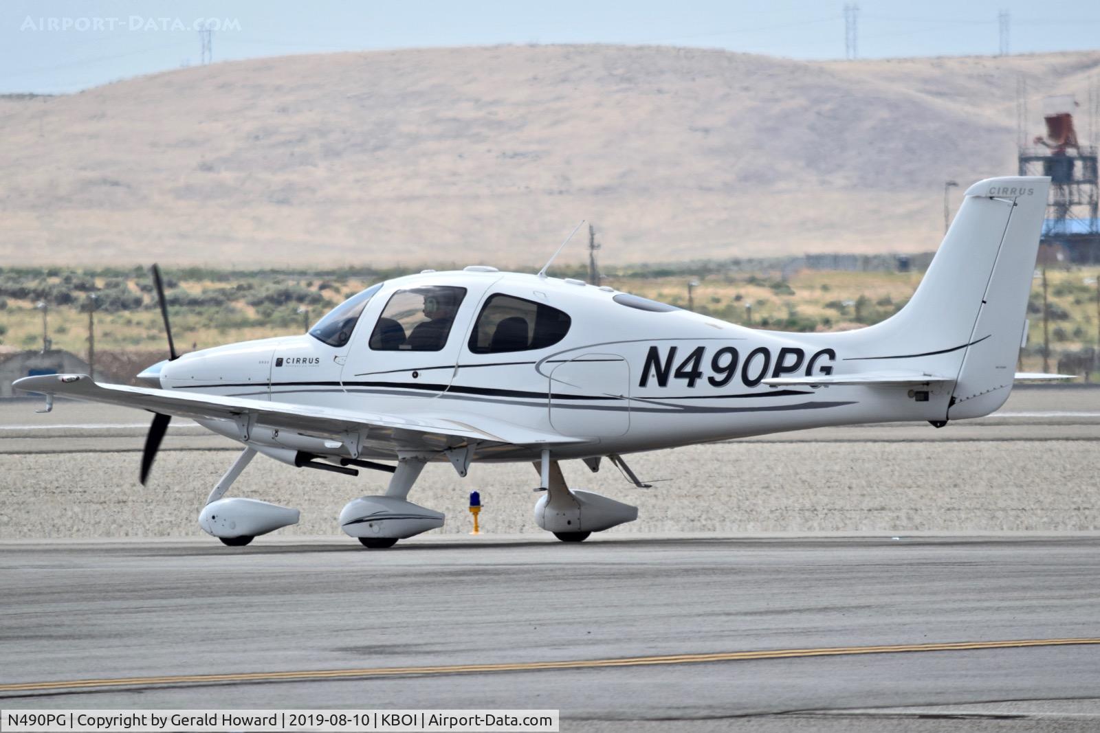 N490PG, 2008 Cirrus SR20 C/N 1971, Taxiing on Alpha.