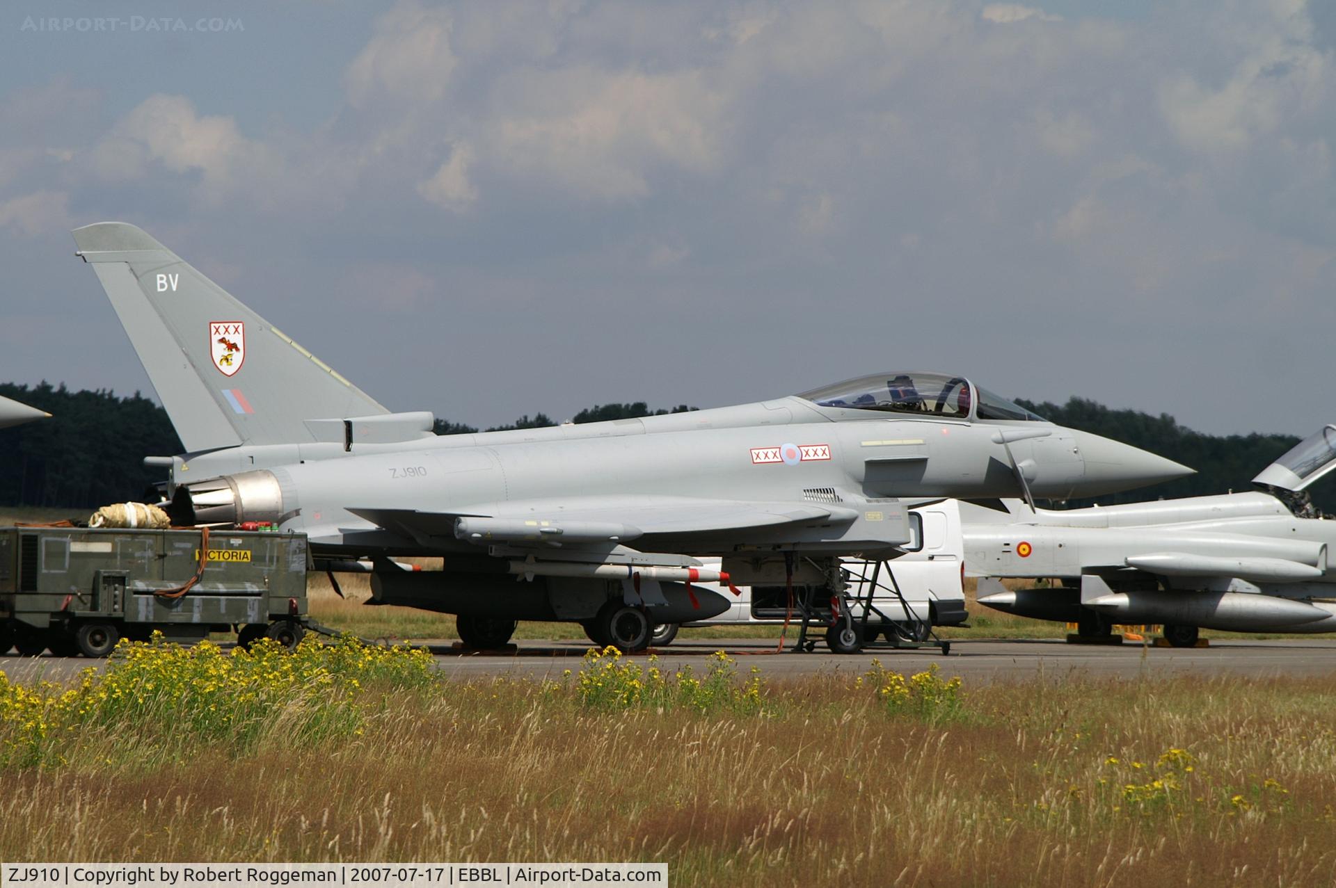 ZJ910, 2007 Eurofighter EF-2000 Typhoon FGR4 C/N 0037/BS001, OPEN DAY.BV.
