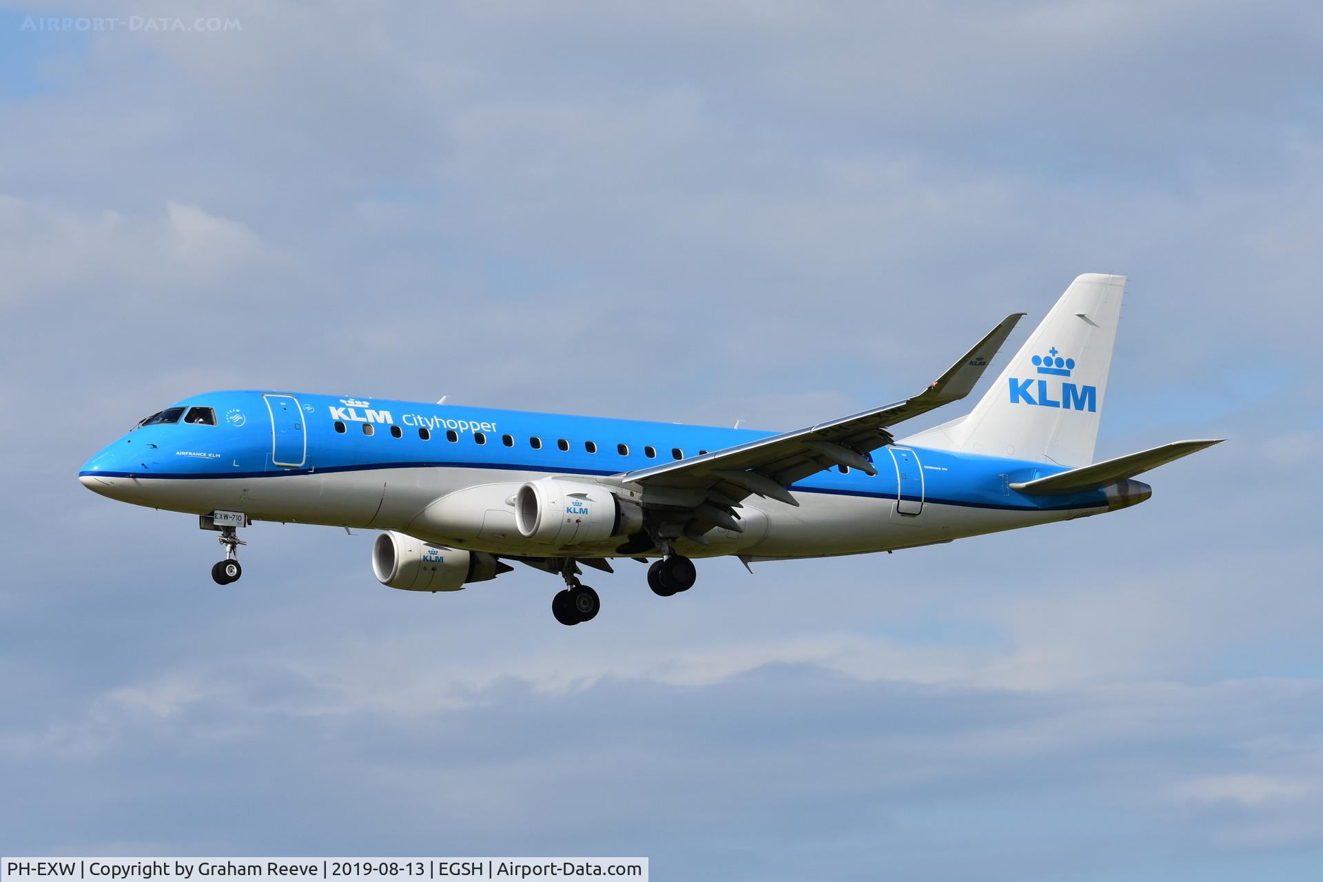 PH-EXW, 2018 Embraer ERJ-175STD (ERJ-170-200) C/N 17000710, Landing at Norwich.