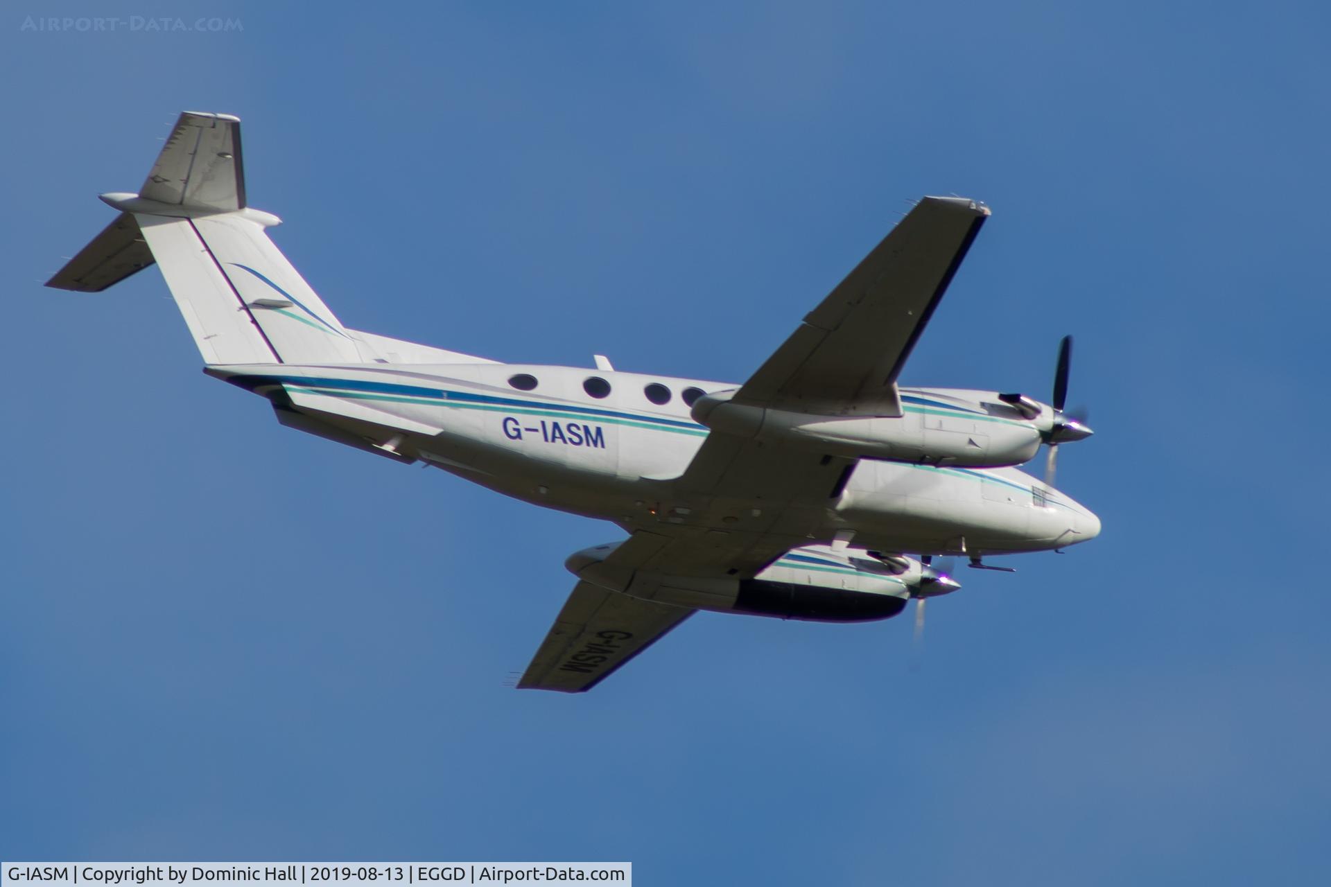 G-IASM, 1979 Beech 200 Super King Air C/N BB-521, Departing RWY 27