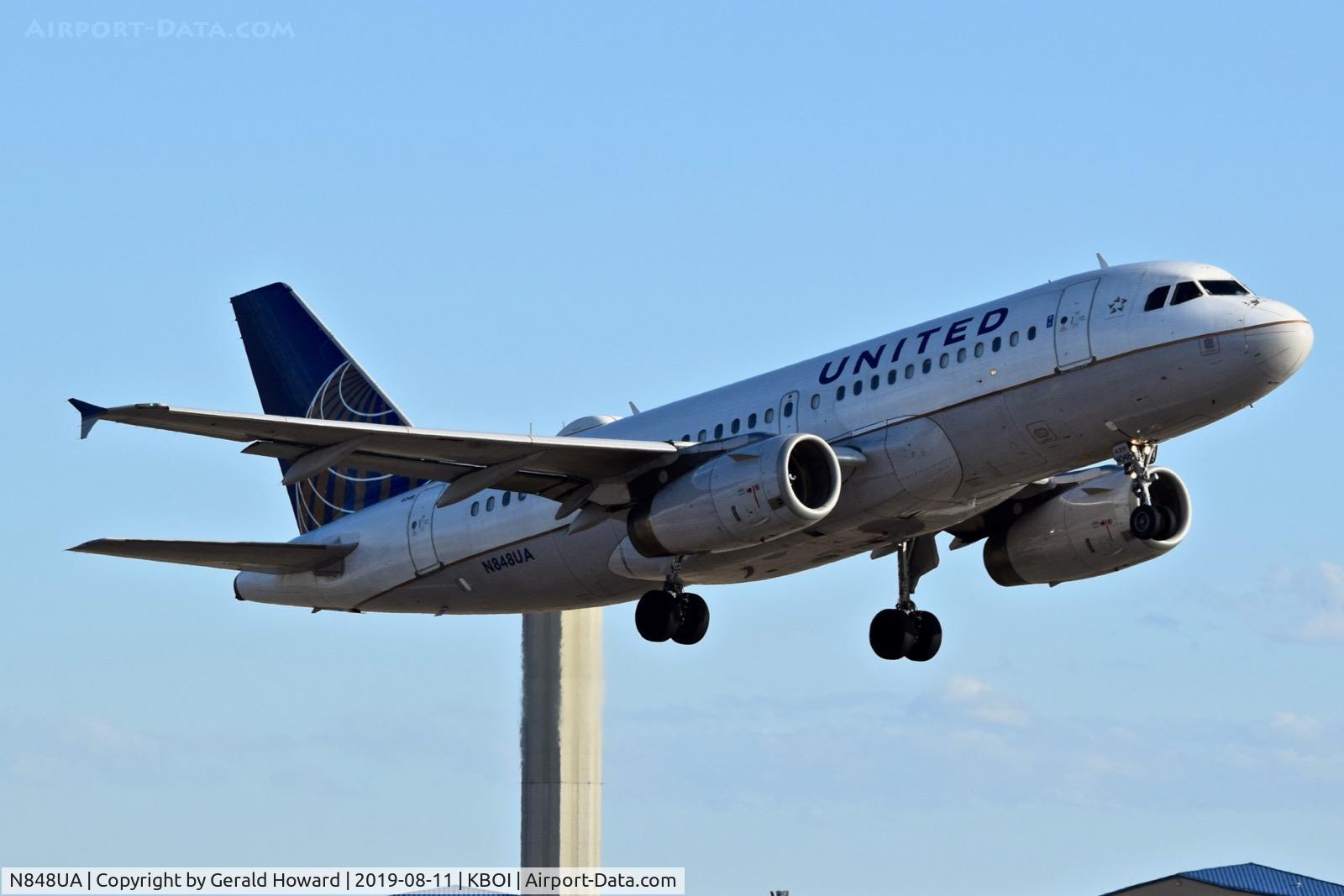 N848UA, 2002 Airbus A319-131 C/N 1647, Climb out from RWY 28R.