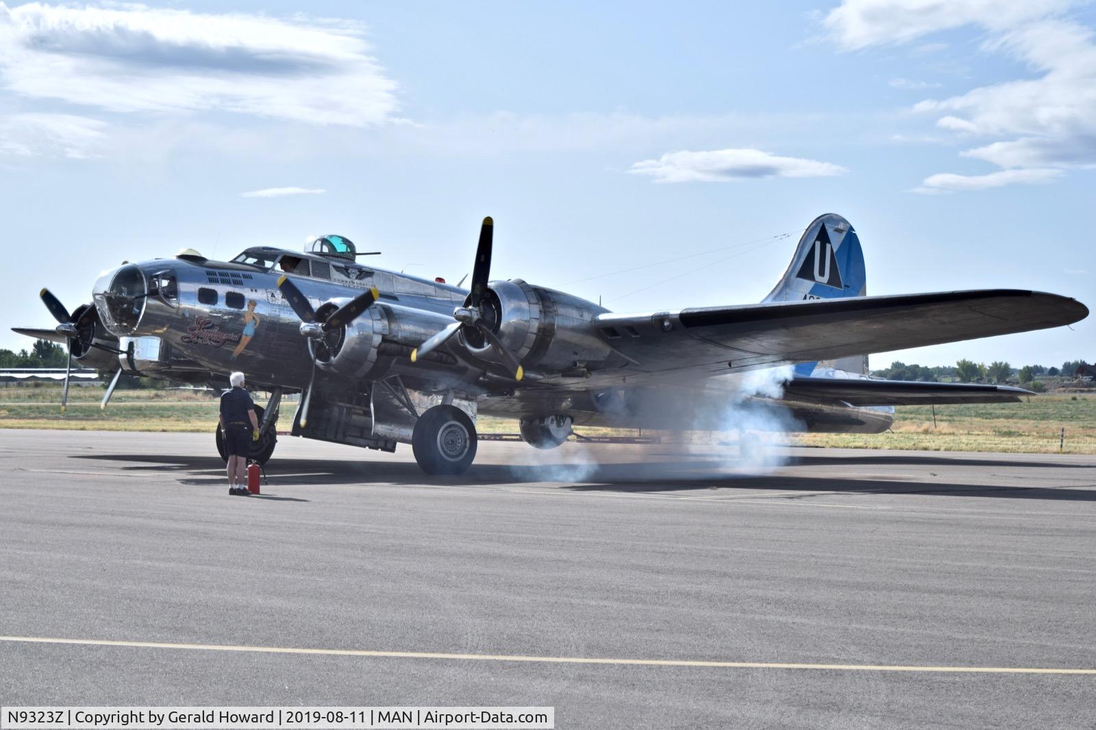 N9323Z, 1944 Boeing B-17G-85-DL Flying Fortress C/N 32155, Starting engine #4.
