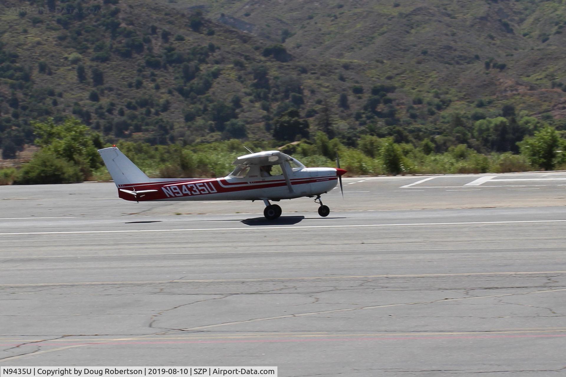 N9435U, 1976 Cessna 150M C/N 15078383, 1976 Cessna 150M, Continental O-200 100 Hp, takeoff roll Rwy 22