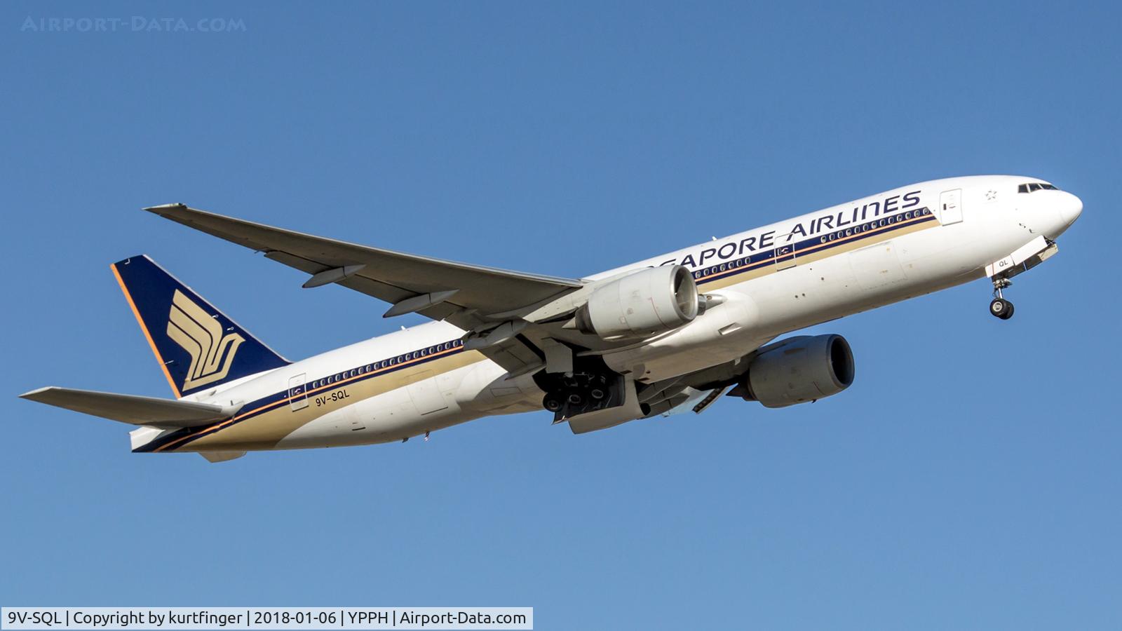 9V-SQL, 2003 Boeing 777-212/ER C/N 33370, Boeing 777-212 (ER) SIA 9V-SQL R21 YPPH 060118.