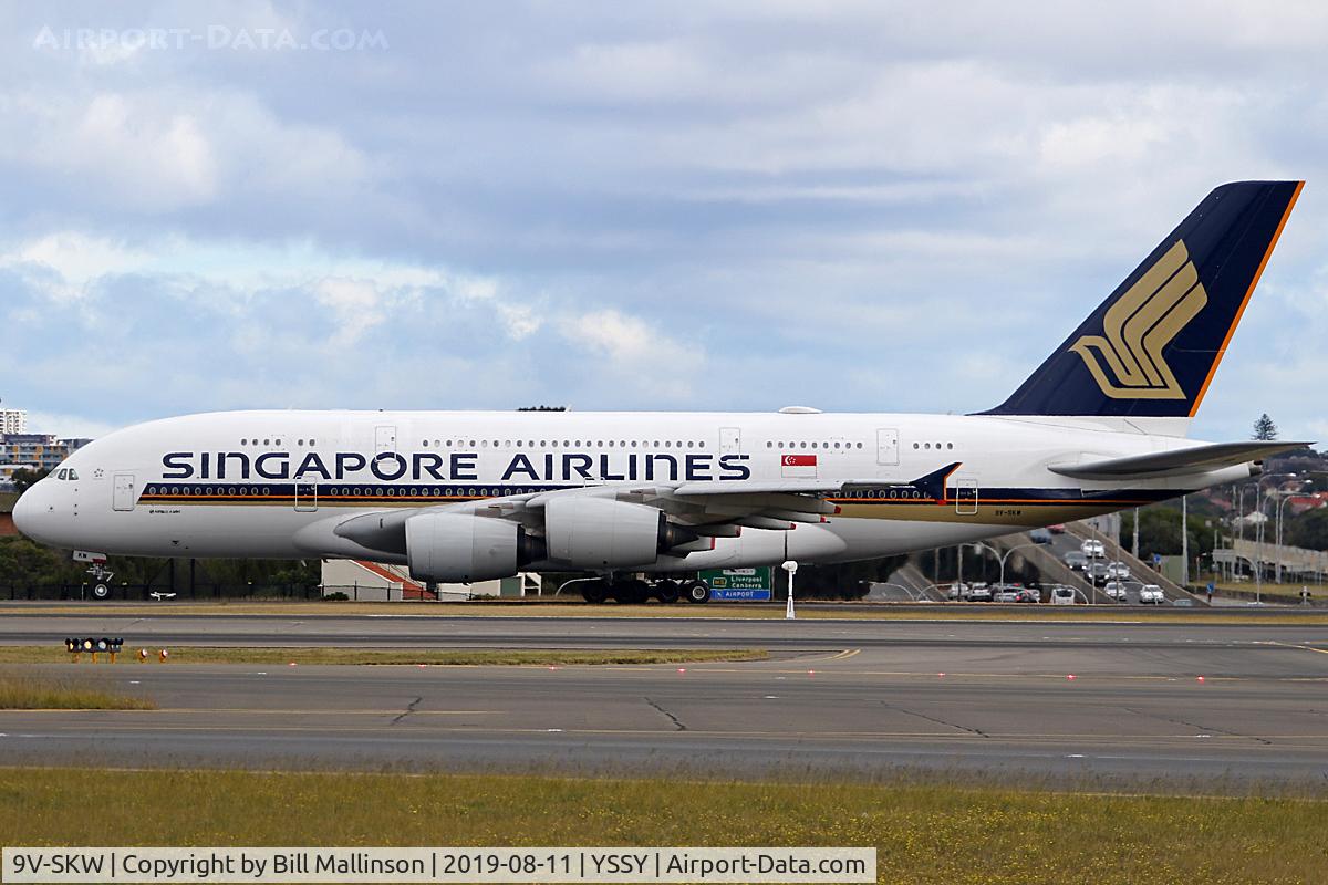 9V-SKW, 2017 Airbus A380-841 C/N 0251, on taxi