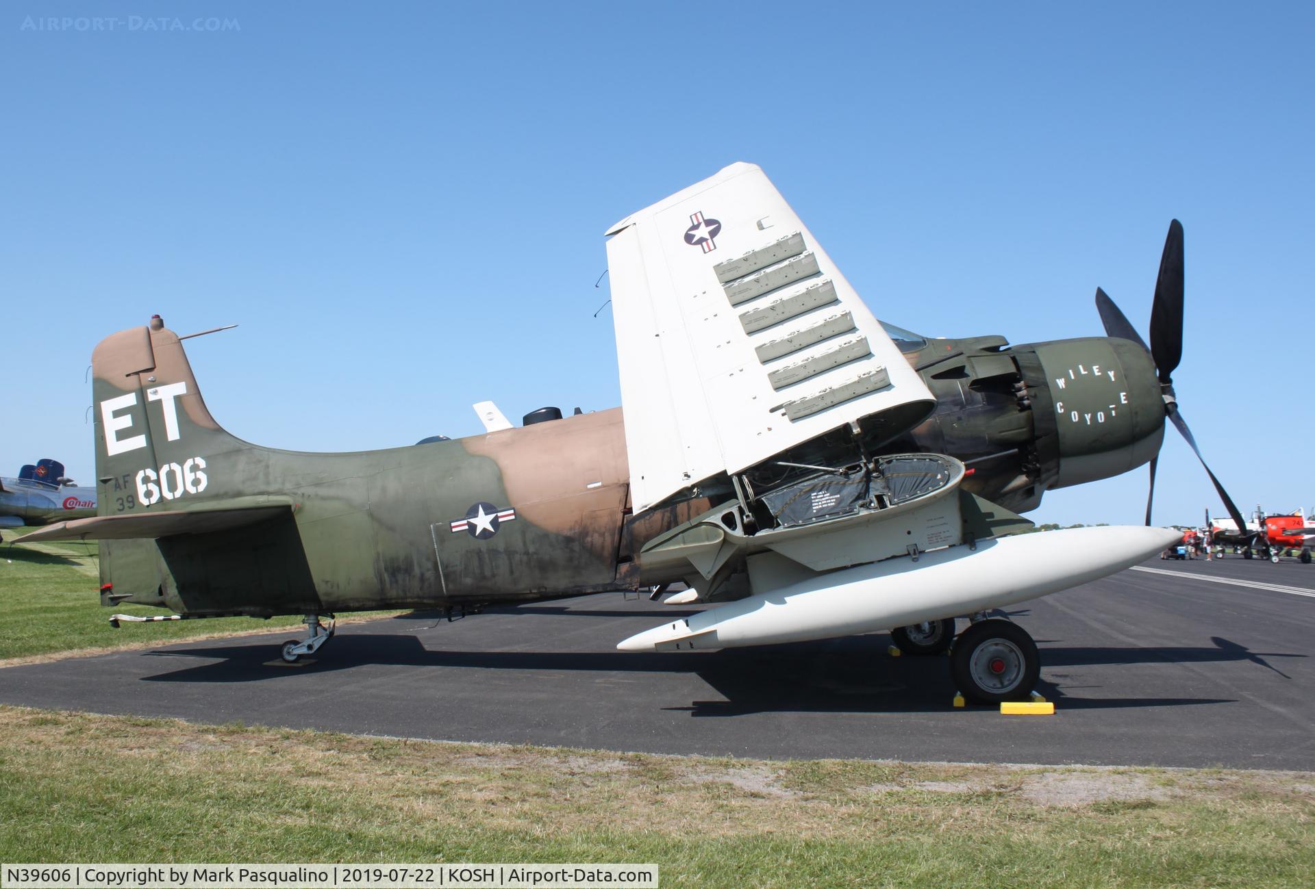 N39606, 1955 Douglas AD-6 Skyraider C/N 10838, Douglas AD-6