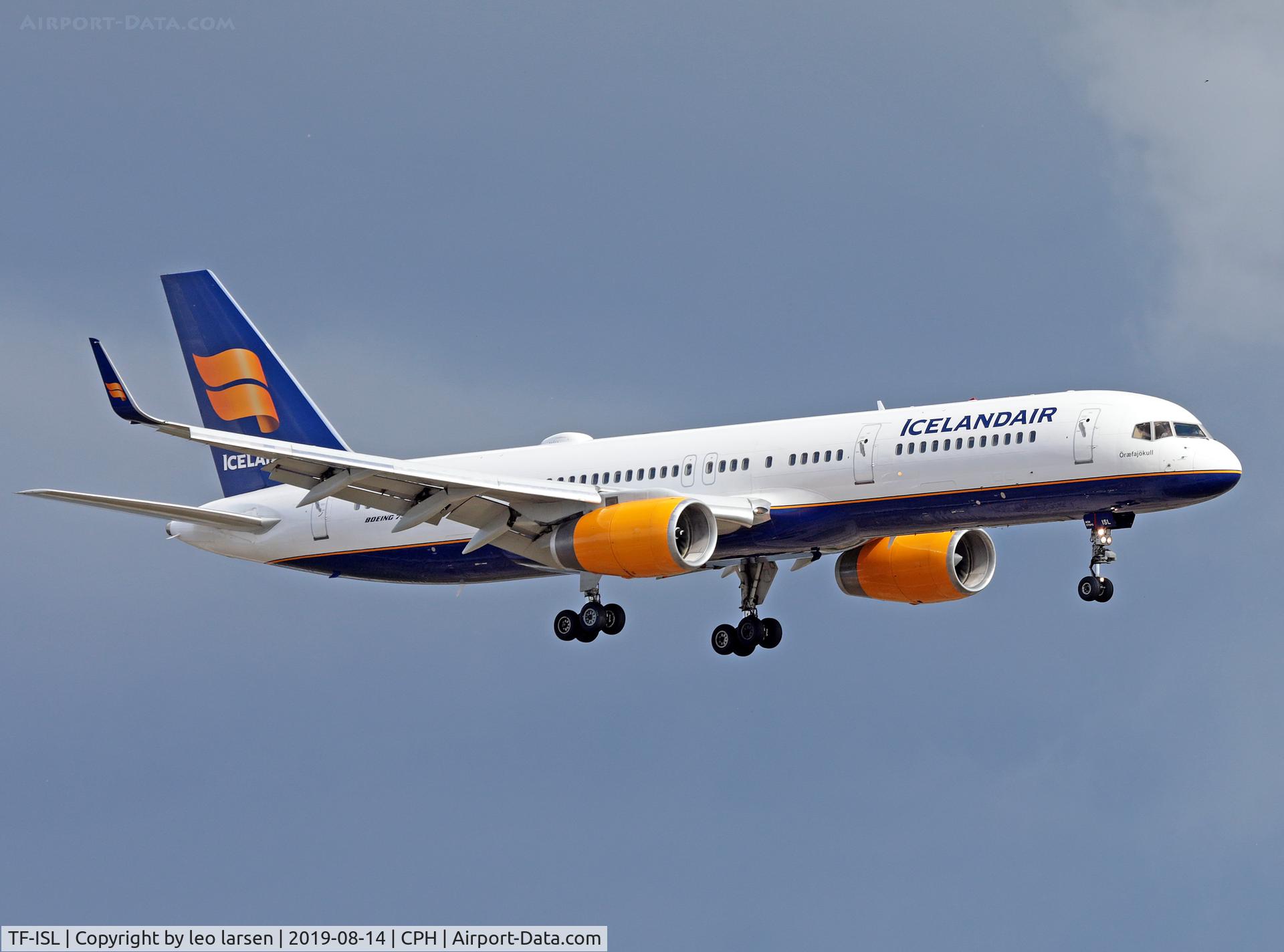 TF-ISL, 1991 Boeing 757-223 C/N 25295, Copenhagen 14.8.2019 on final to R-22L