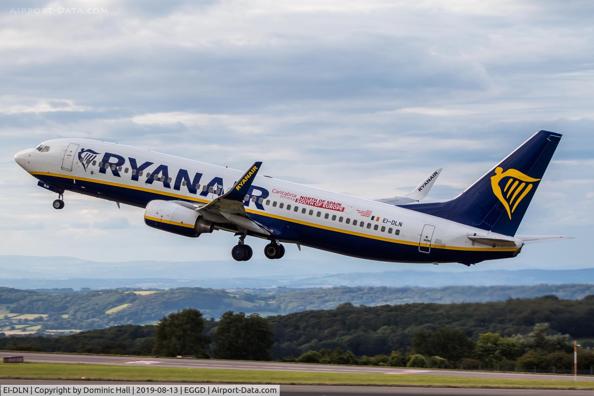 EI-DLN, 2006 Boeing 737-8AS C/N 33595, Departing RWY 27
