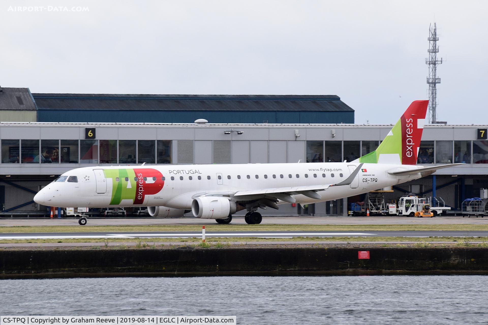 CS-TPQ, 2011 Embraer 190LR (ERJ-190-100LR) C/N 19000450, Departing from London City.