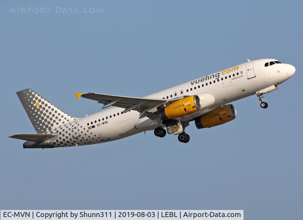EC-MVN, 2006 Airbus A320-232 C/N 2753, Taking off from rwy 25L