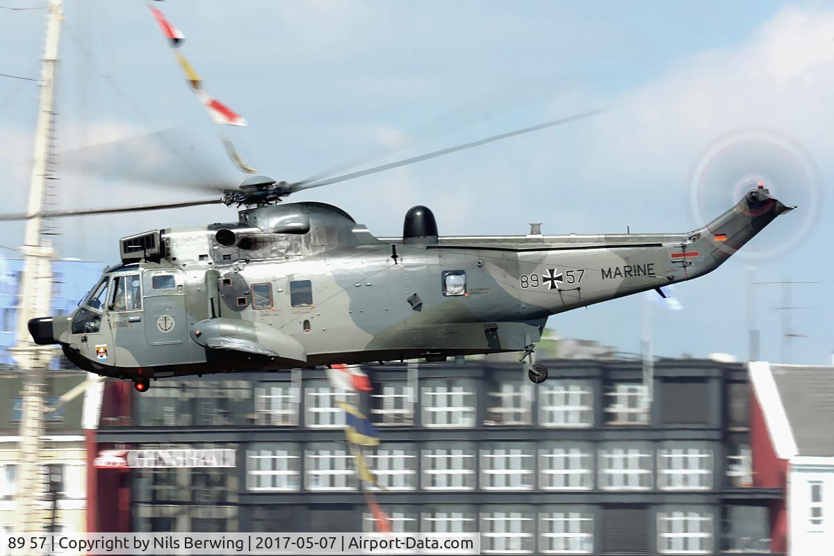 89 57, Westland Sea King Mk.41 C/N WA761/83, 89+57 at Hamburg harbour