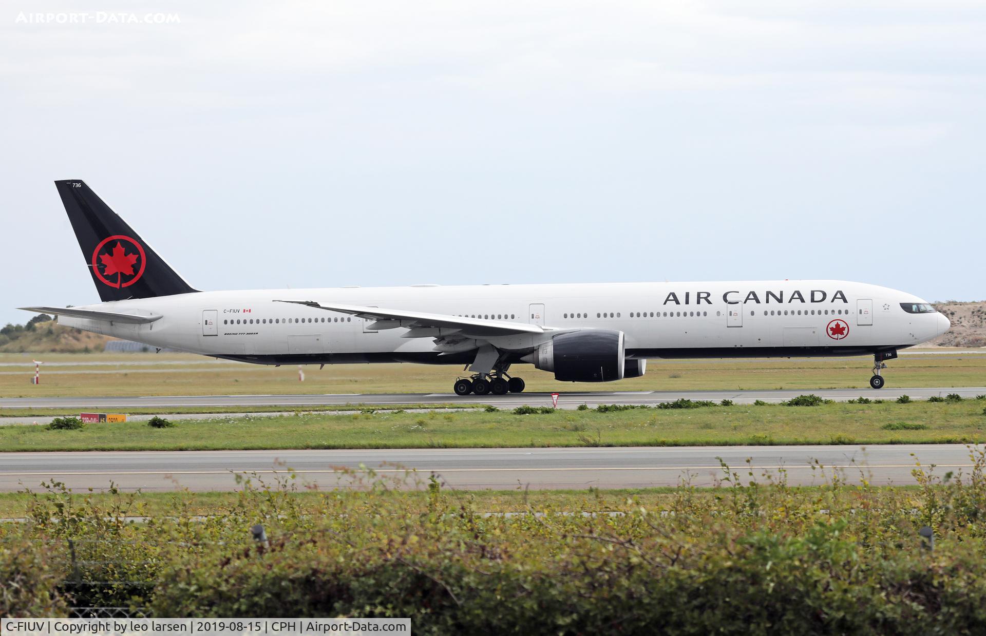 C-FIUV, 2008 Boeing 777-333/ER C/N 35248, Copenhagen 15.8.2019
