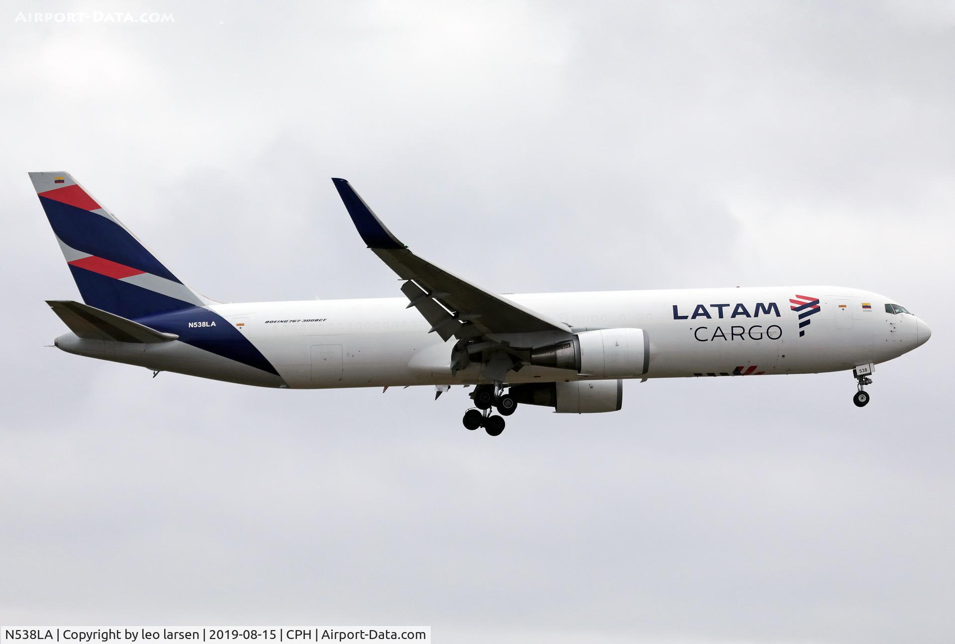 N538LA, 2006 Boeing 767-316F C/N 34628, Copenhagen 15.8.2019 on final to R-22L