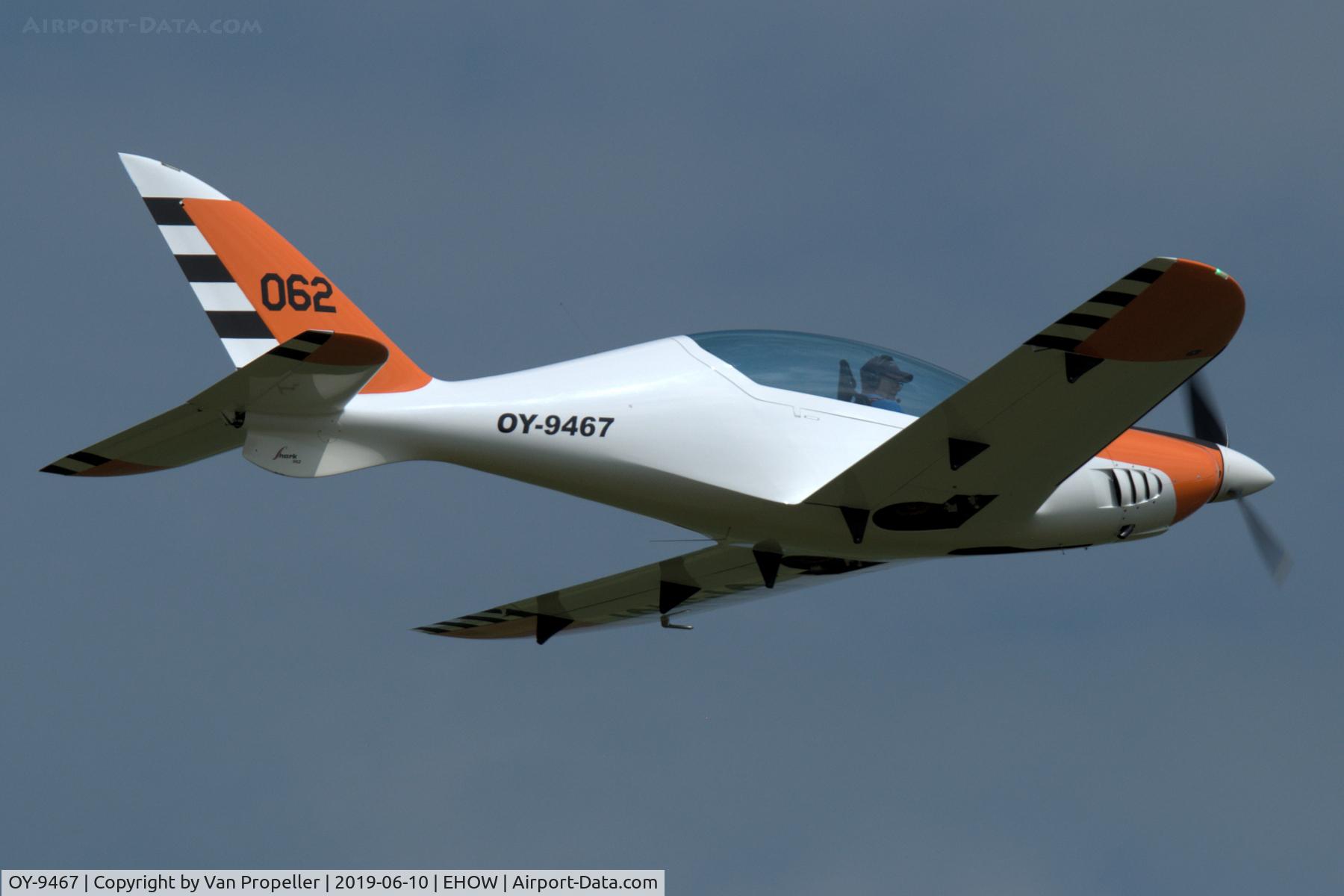 OY-9467, 2016 Shark Aero Shark C/N 042 / 2016, Shark UL departing from Oostwold airfield, the Netherlands