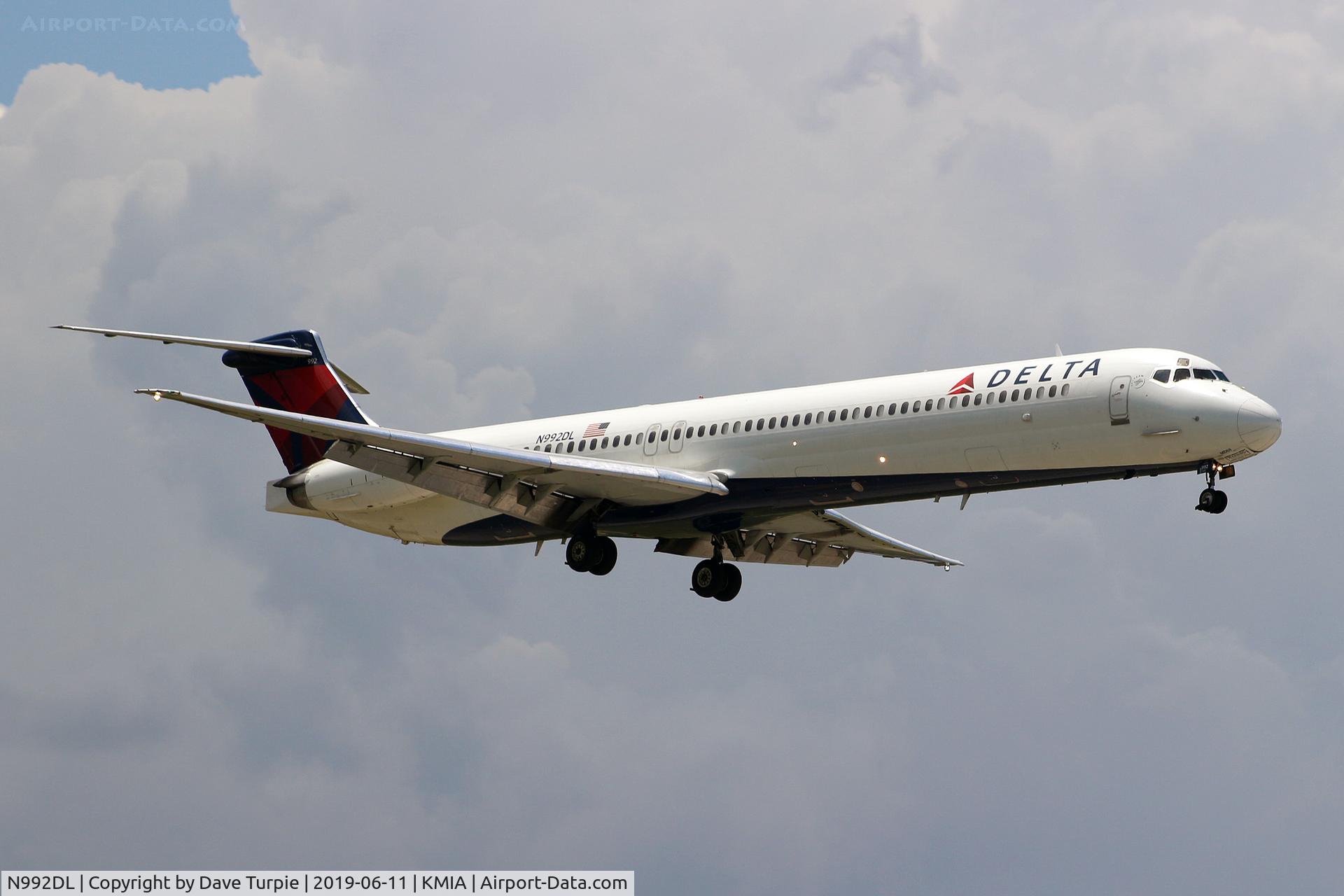 N992DL, 1991 McDonnell Douglas MD-88 C/N 53344, No comment.