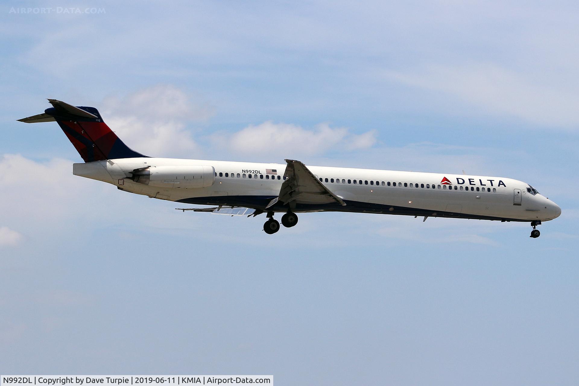 N992DL, 1991 McDonnell Douglas MD-88 C/N 53344, No comment.