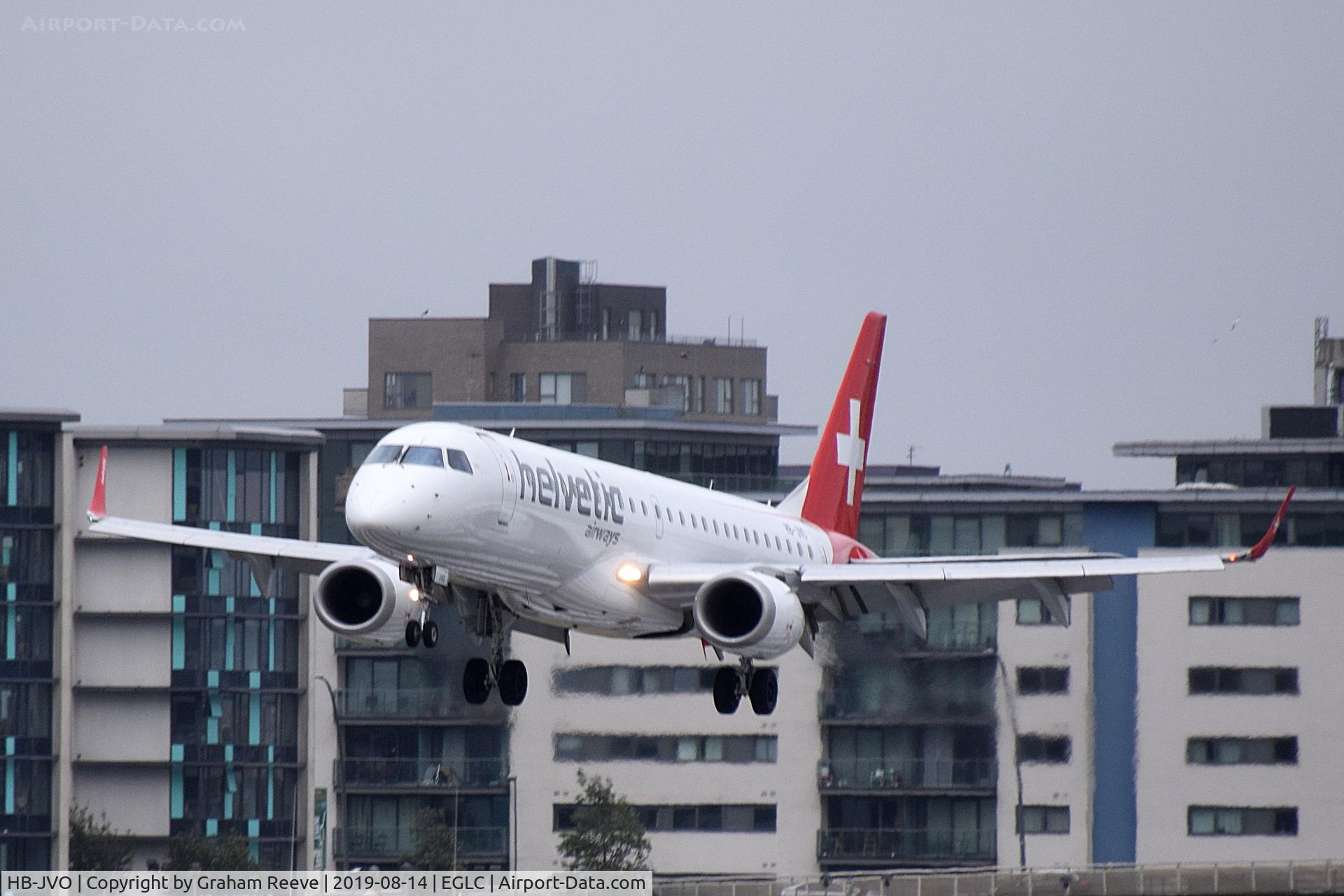 HB-JVO, 2009 Embraer 190LR (ERJ-190-100LR) C/N 19000294, Landing at London City.