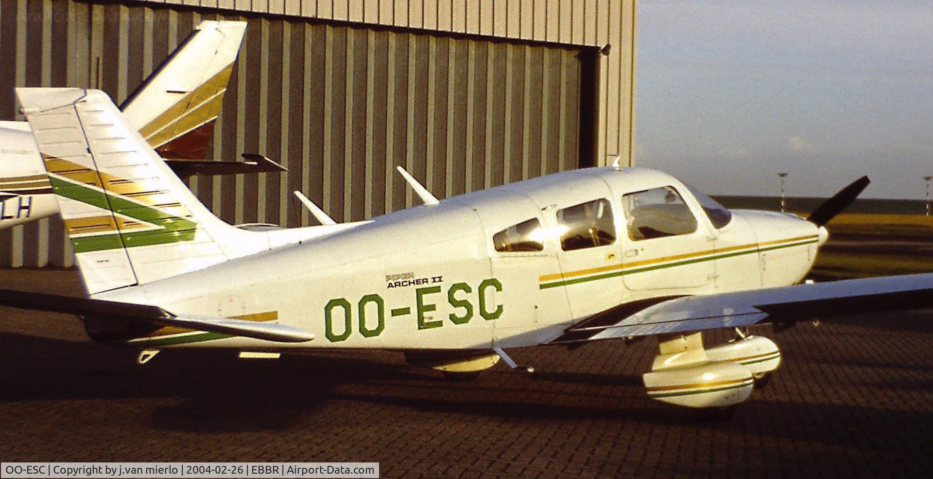 OO-ESC, 1980 Piper PA-28-181 Cherokee Archer II C/N 28-8190084, Brussels NEAS
