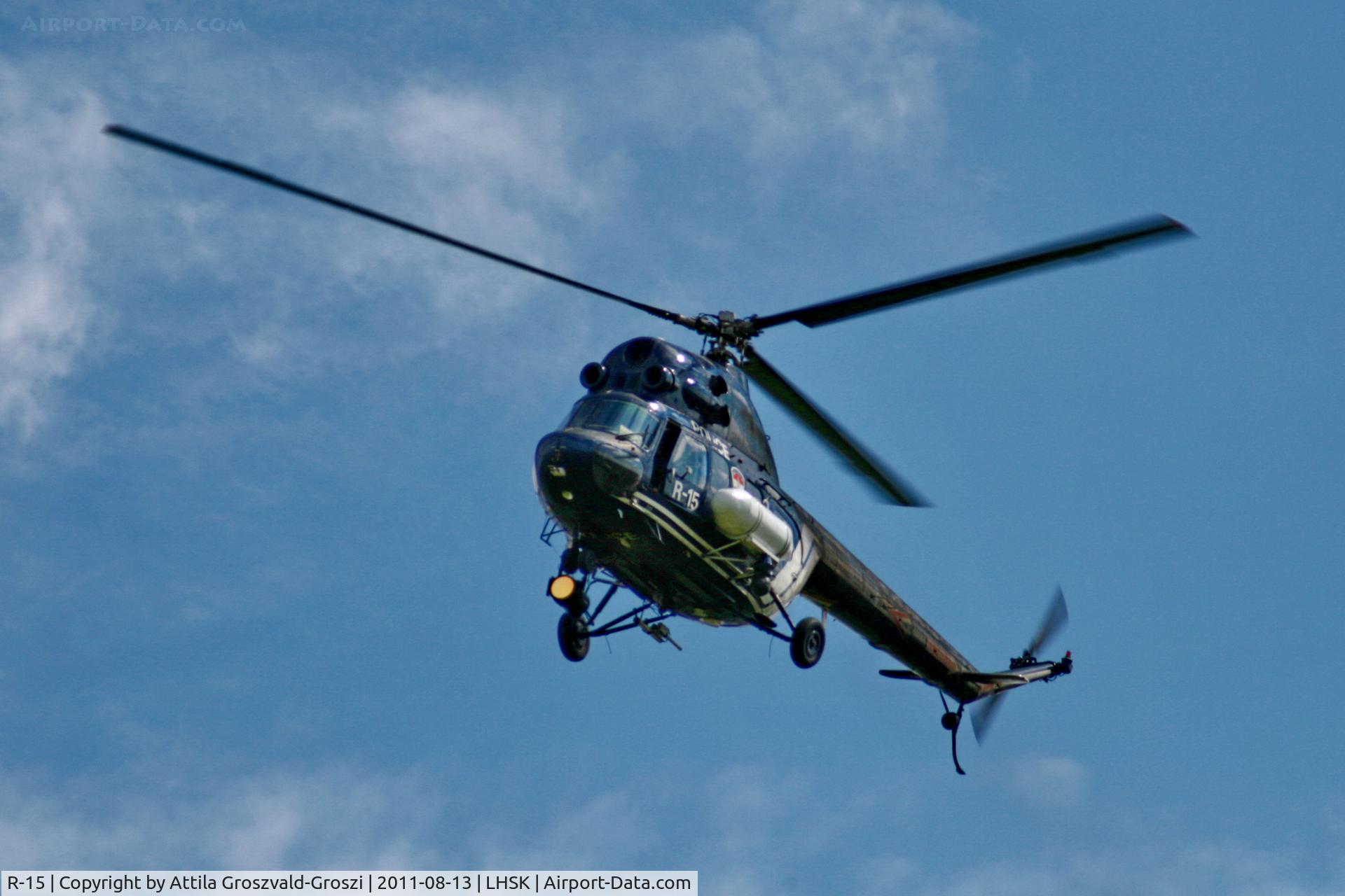 R-15, Mil (PZL-Swidnik) Mi-2 C/N 537201, LHSK - Siófok-Kiliti Airport, Hungary