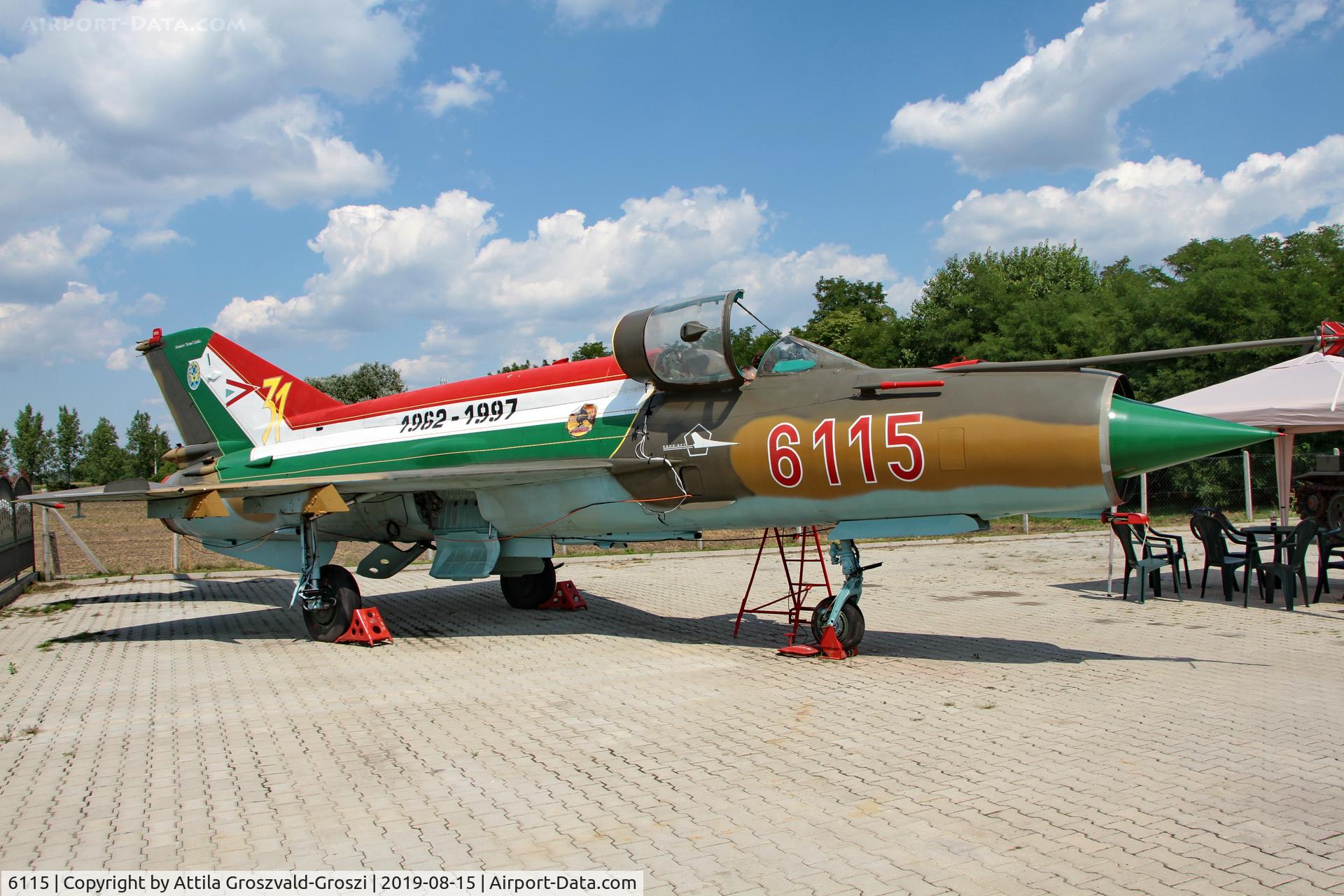 6115, 1975 Mikoyan-Gurevich MiG-21bis 75AP C/N 75036115, Komo-Sky 51 Base, Dunavarsány, Hungary