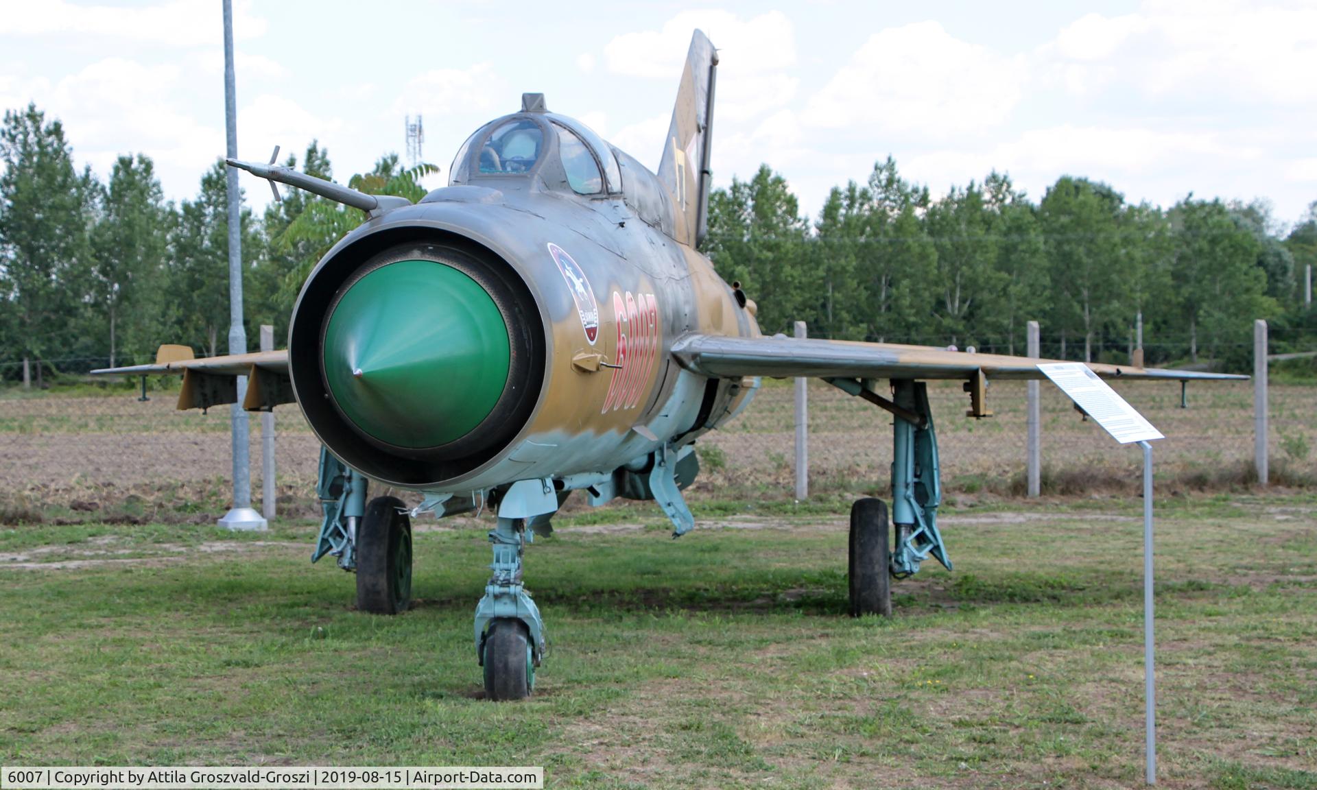 6007, 1977 Mikoyan-Gurevich MiG-21bis 75AP C/N 75036007, Komo-Sky 51 Base, Dunavarsány, Hungary