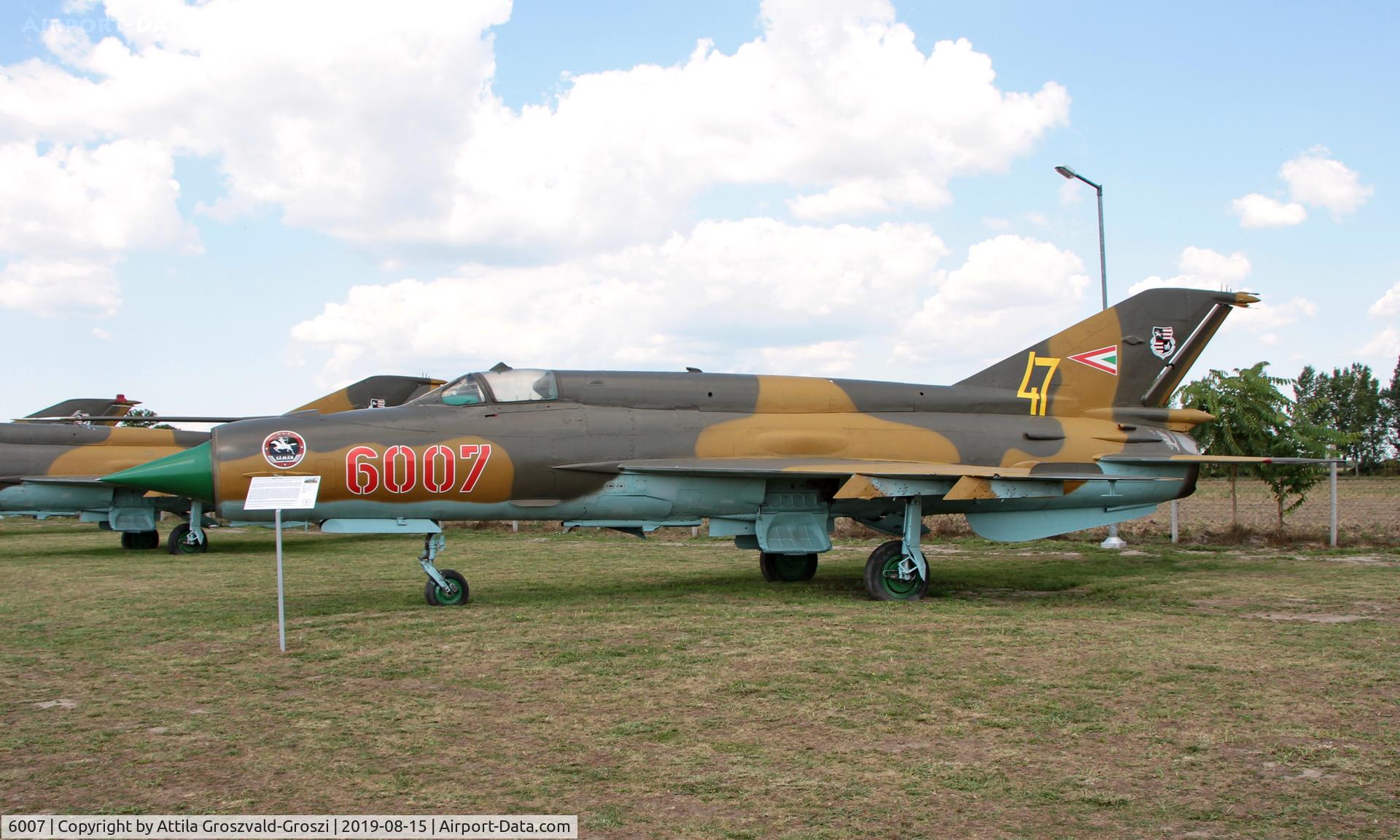 6007, 1977 Mikoyan-Gurevich MiG-21bis 75AP C/N 75036007, Komo-Sky 51 Base, Dunavarsány, Hungary