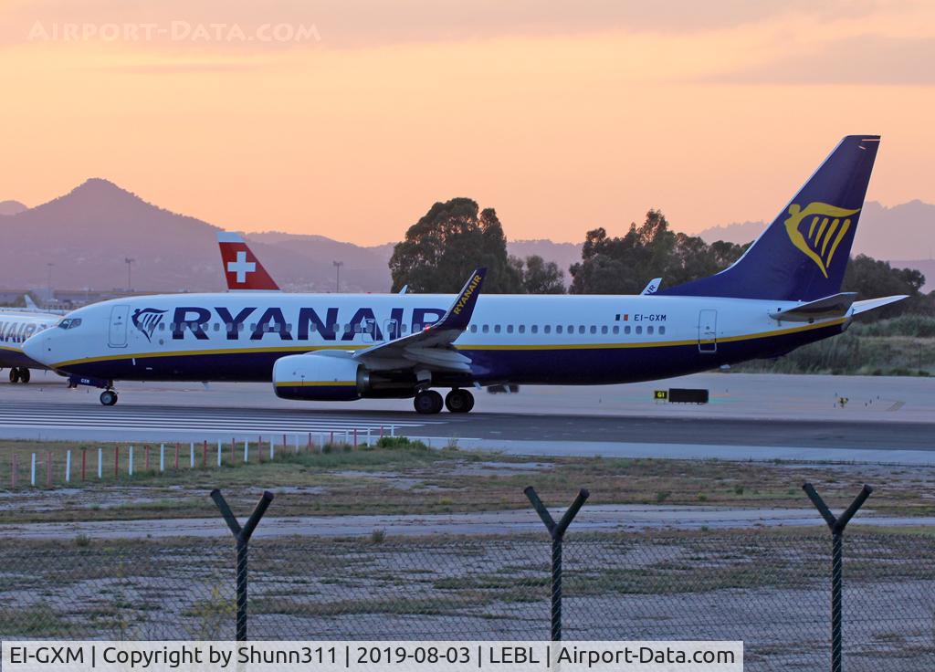 EI-GXM, 2018 Boeing 737-800 C/N 44858, Ready for take off from rwy 25L